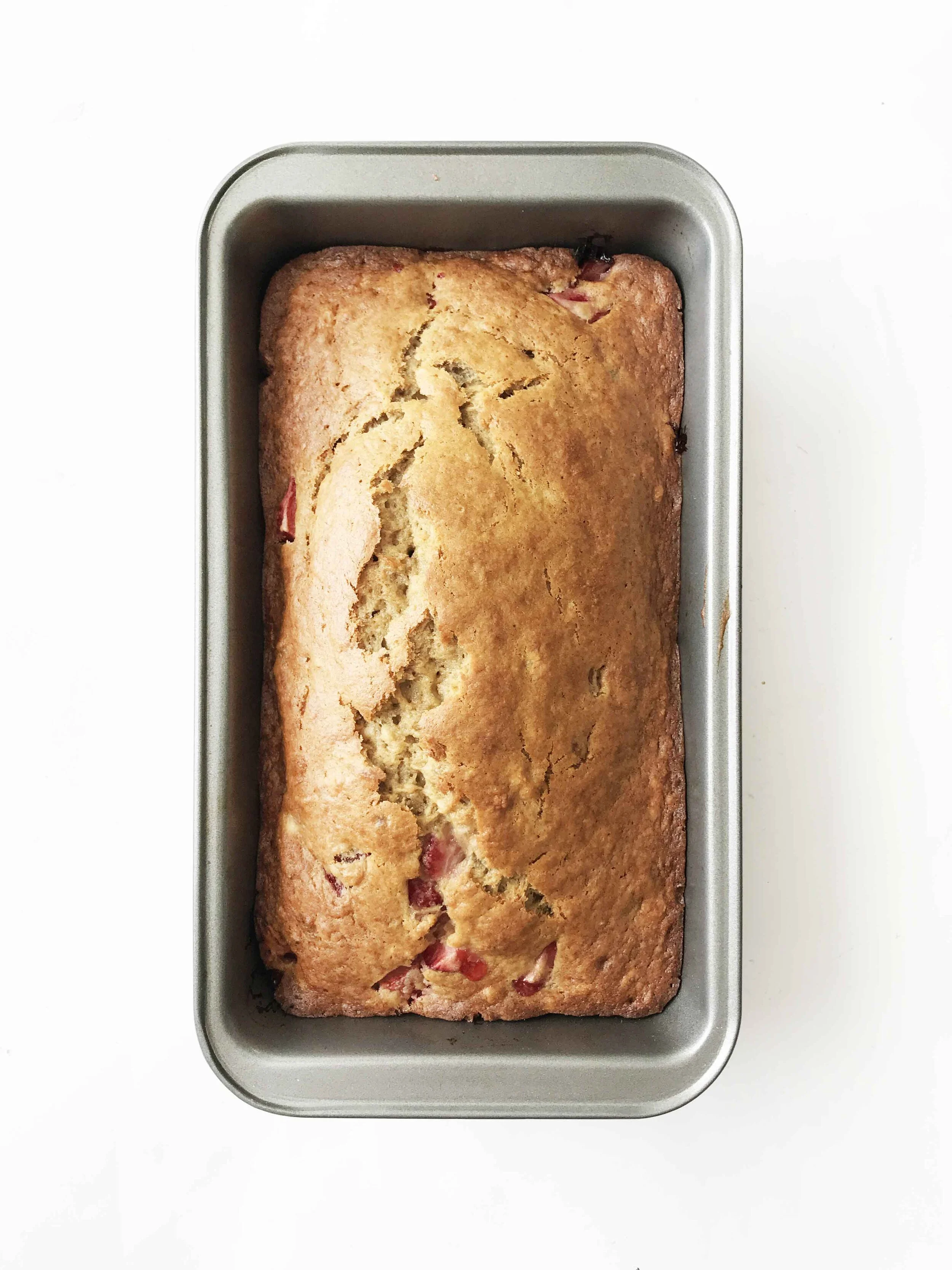 strawberry-banana-bread6.jpg
