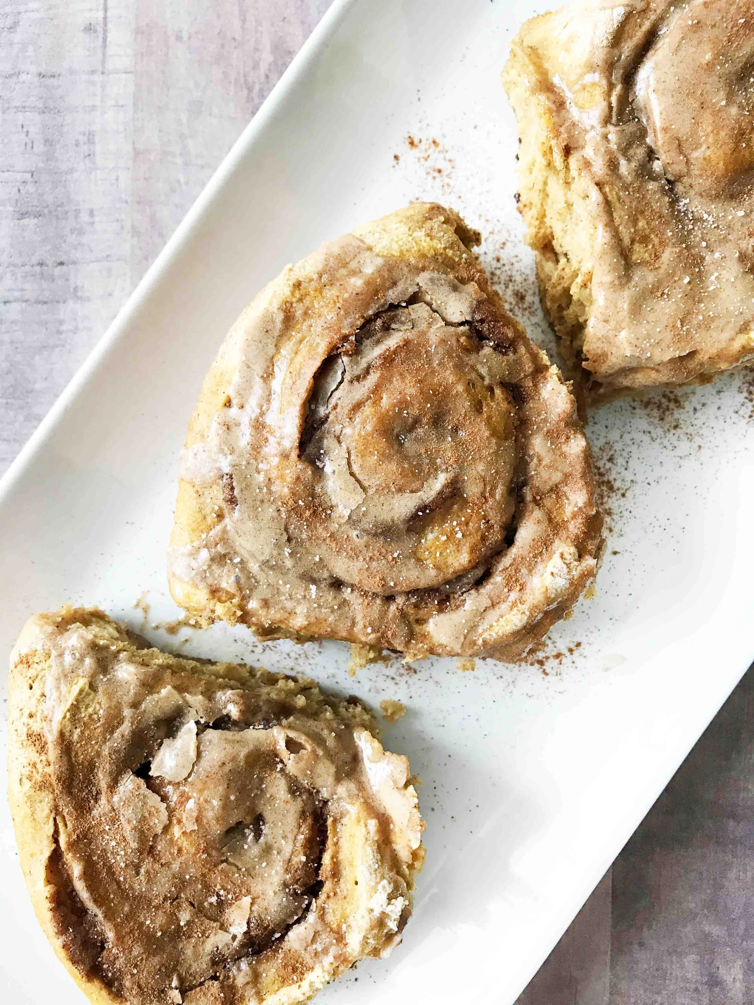 Skinny Pumpkin Spice Cinnamon Rolls The Skinny Fork