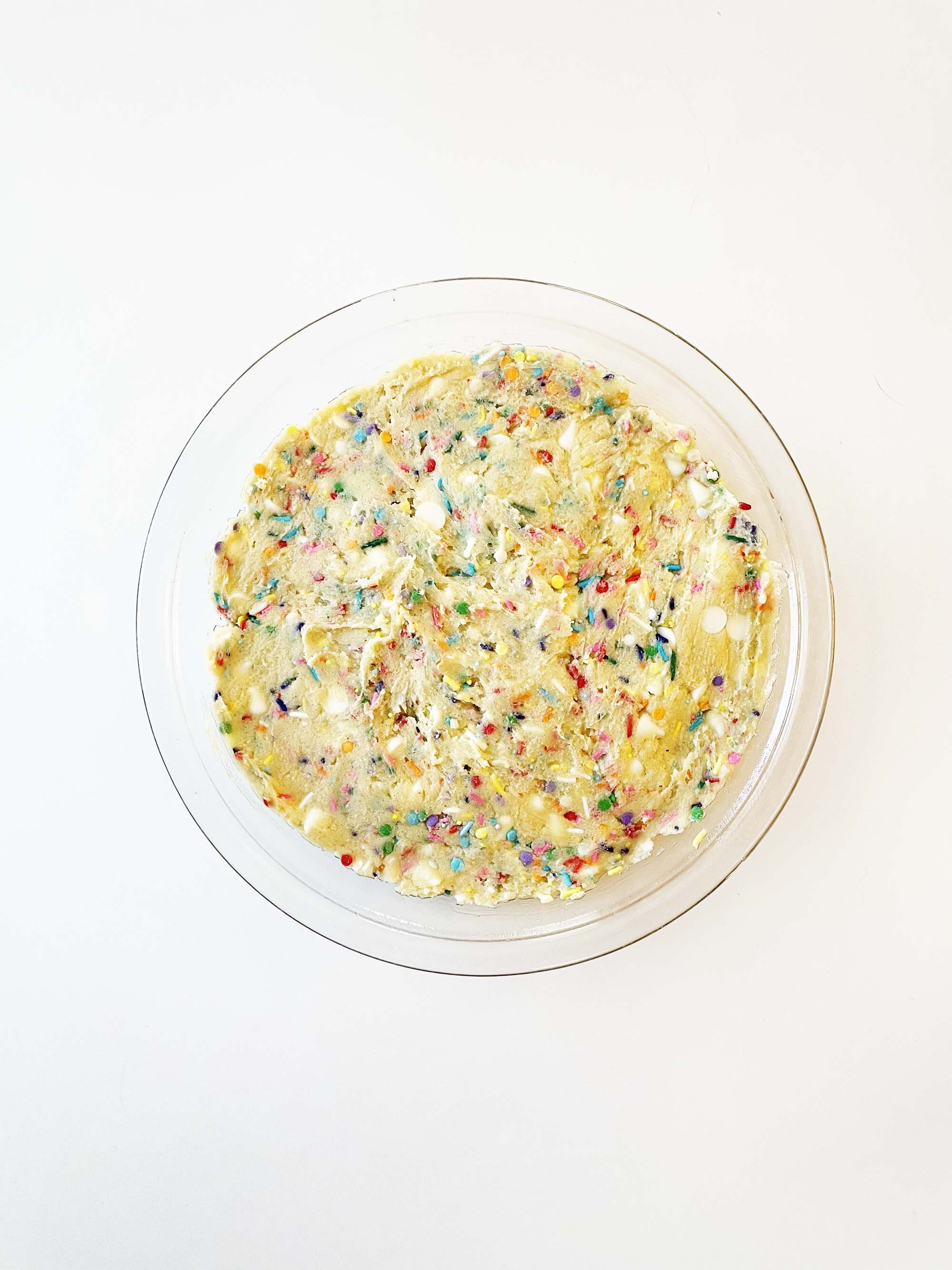 funfetti-sugar-cookie-cake11.jpg