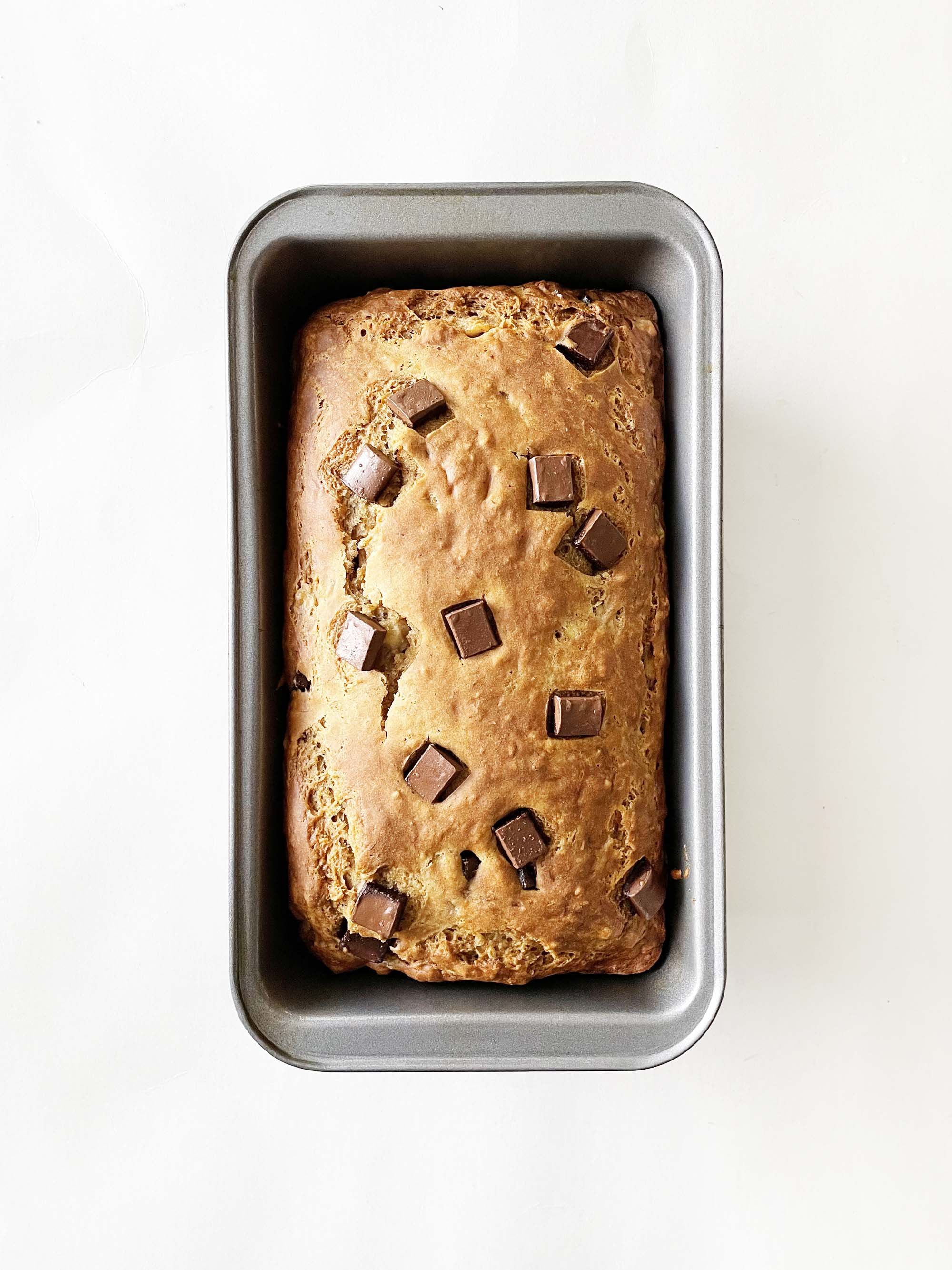 chocolate-chunk-banana-bread5.jpg