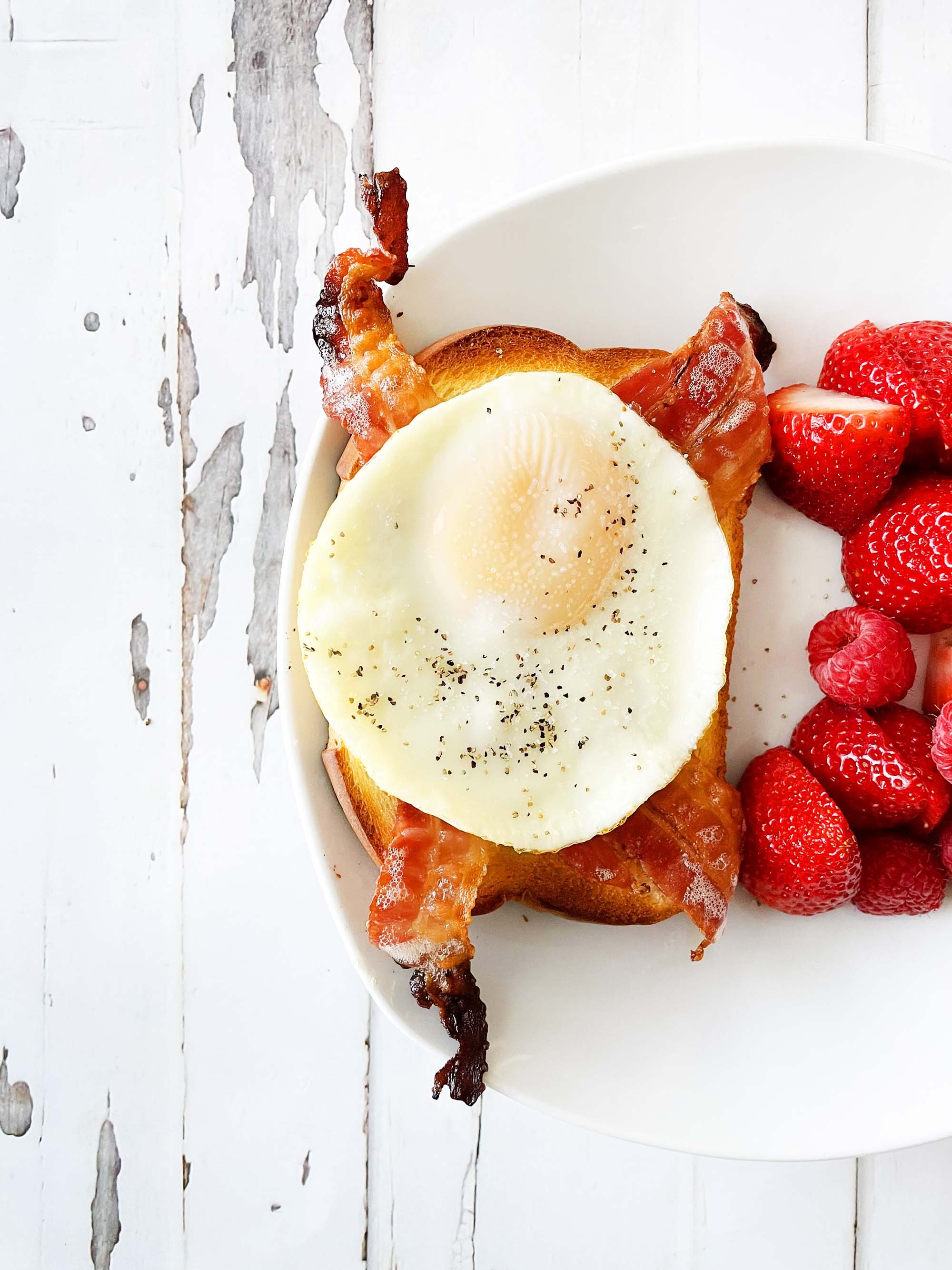 Mexican Style Breakfast Toast — The Skinny Fork