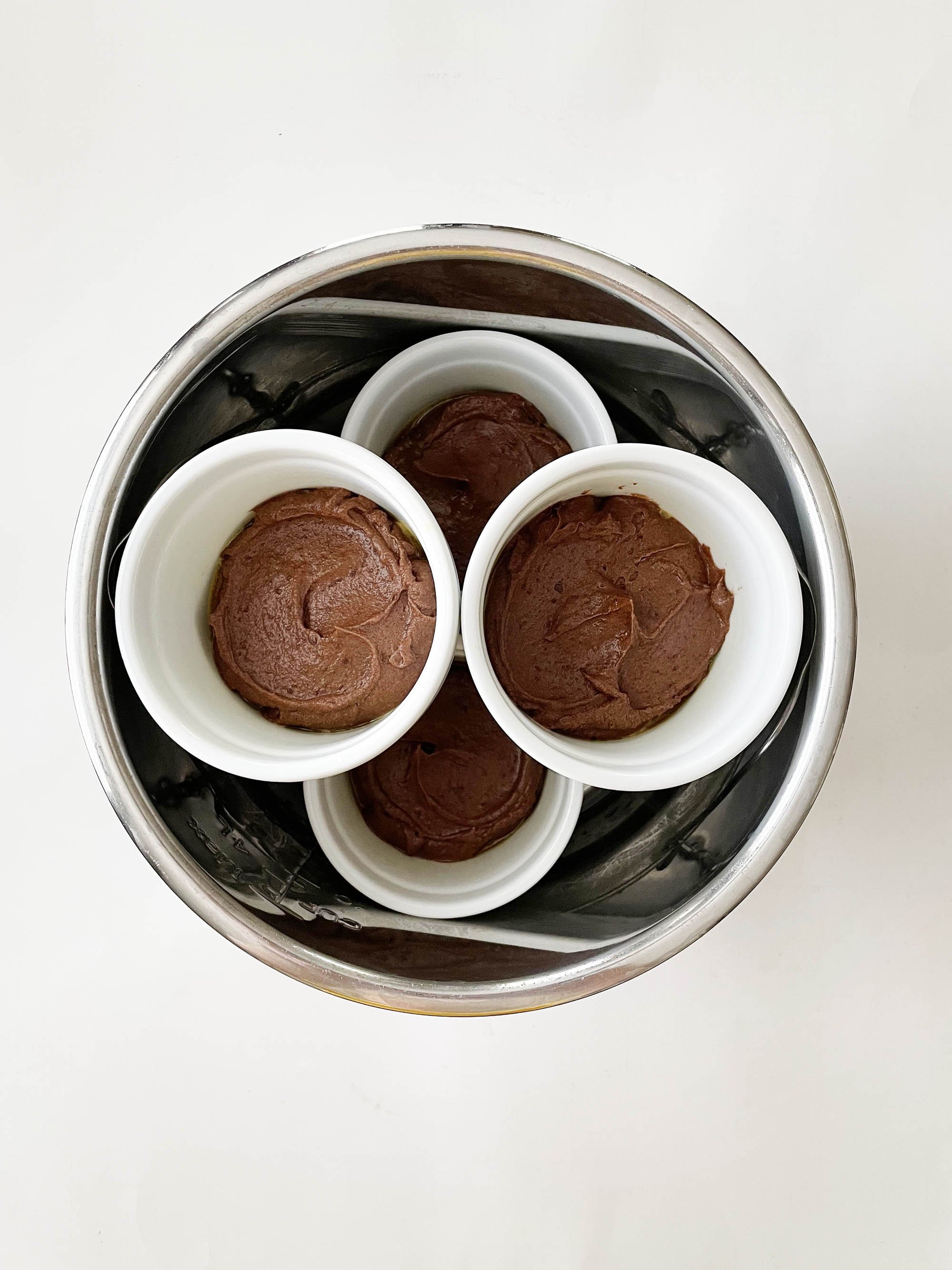 ip-chocolate-lava-cake5.jpg