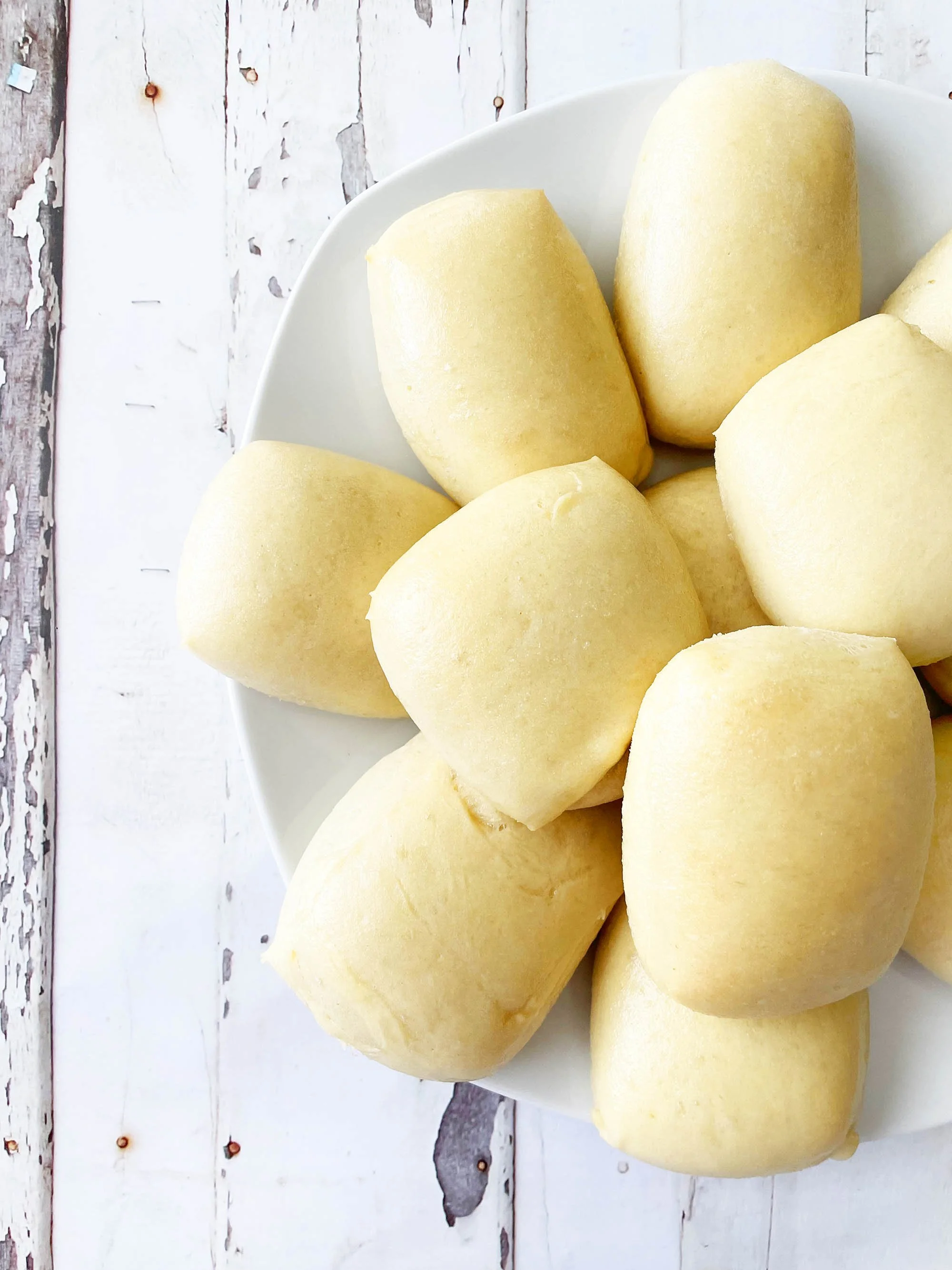 Skinny Homemade Roadhouse Rolls