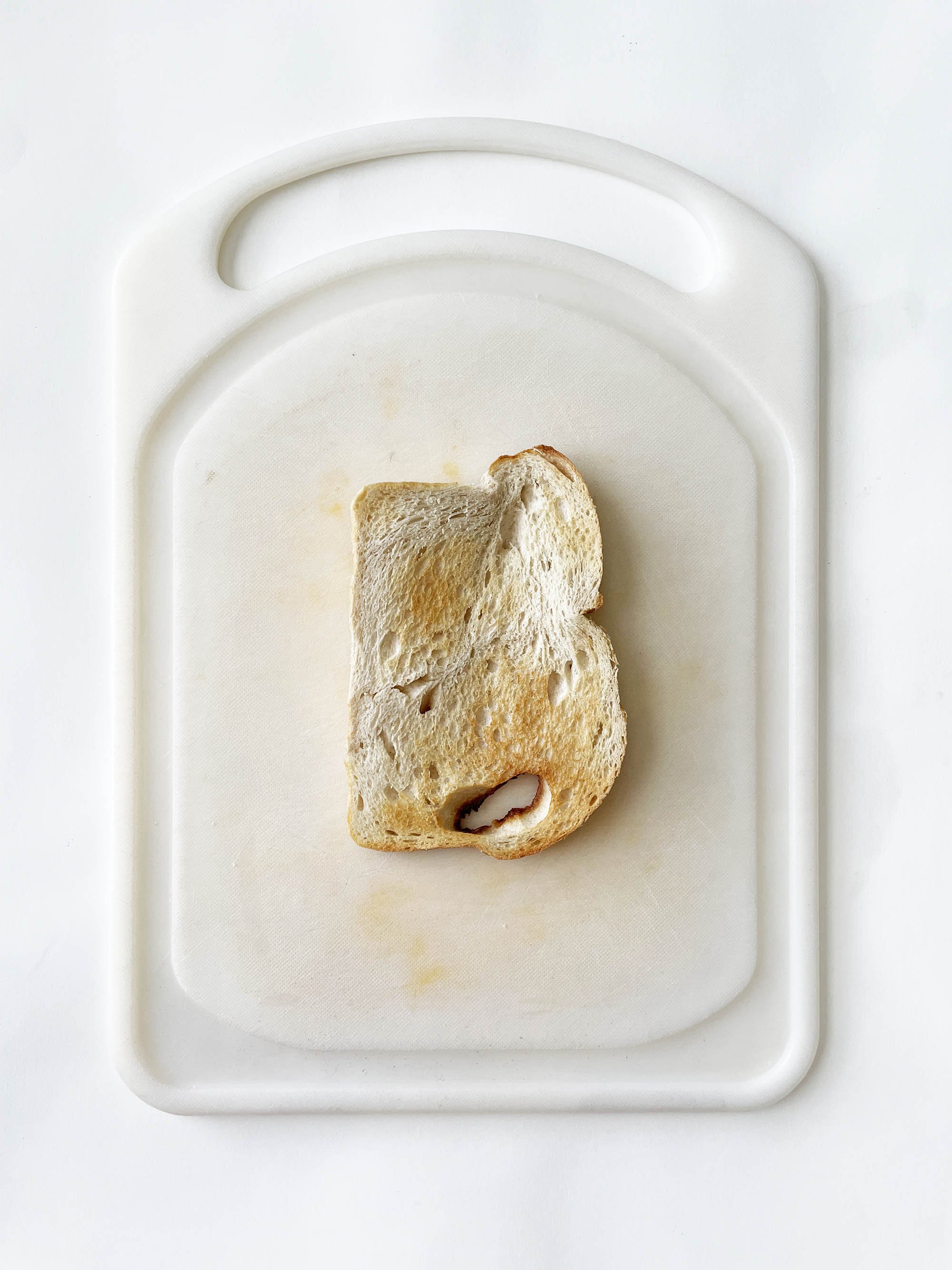 hummus-toast.jpg