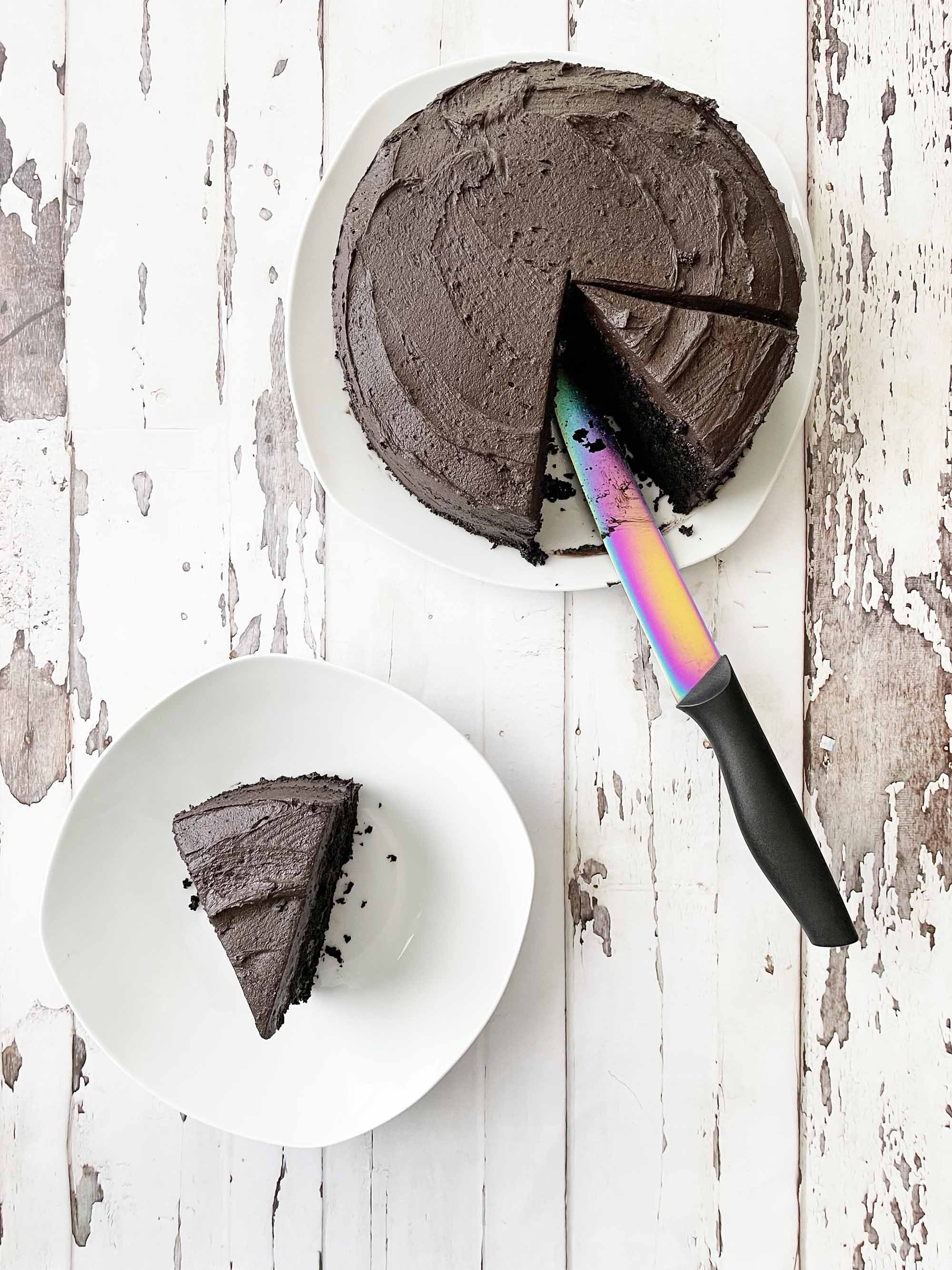 black-velvet-cake9.jpg
