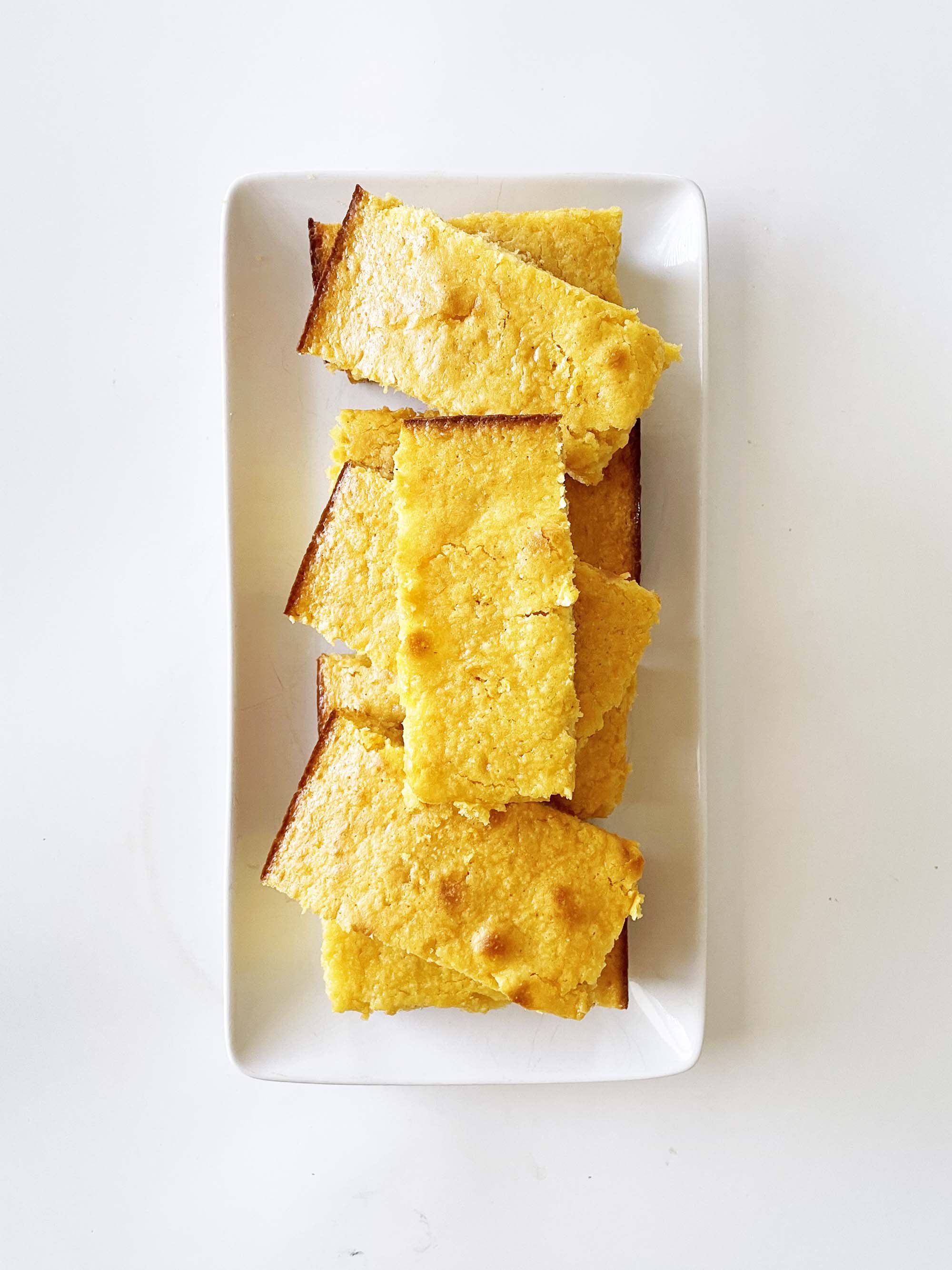easy-cheesy-cornbread4.jpg