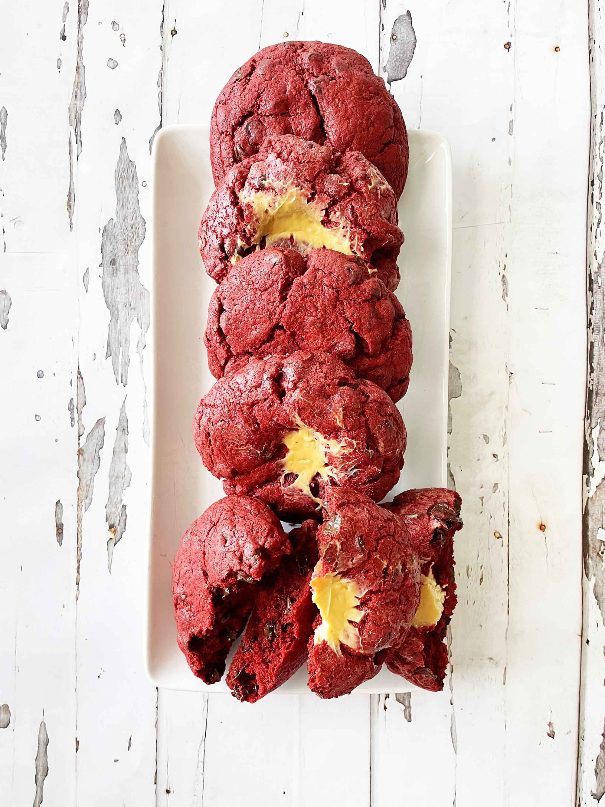 giant-red-velvet-cookies12.jpg