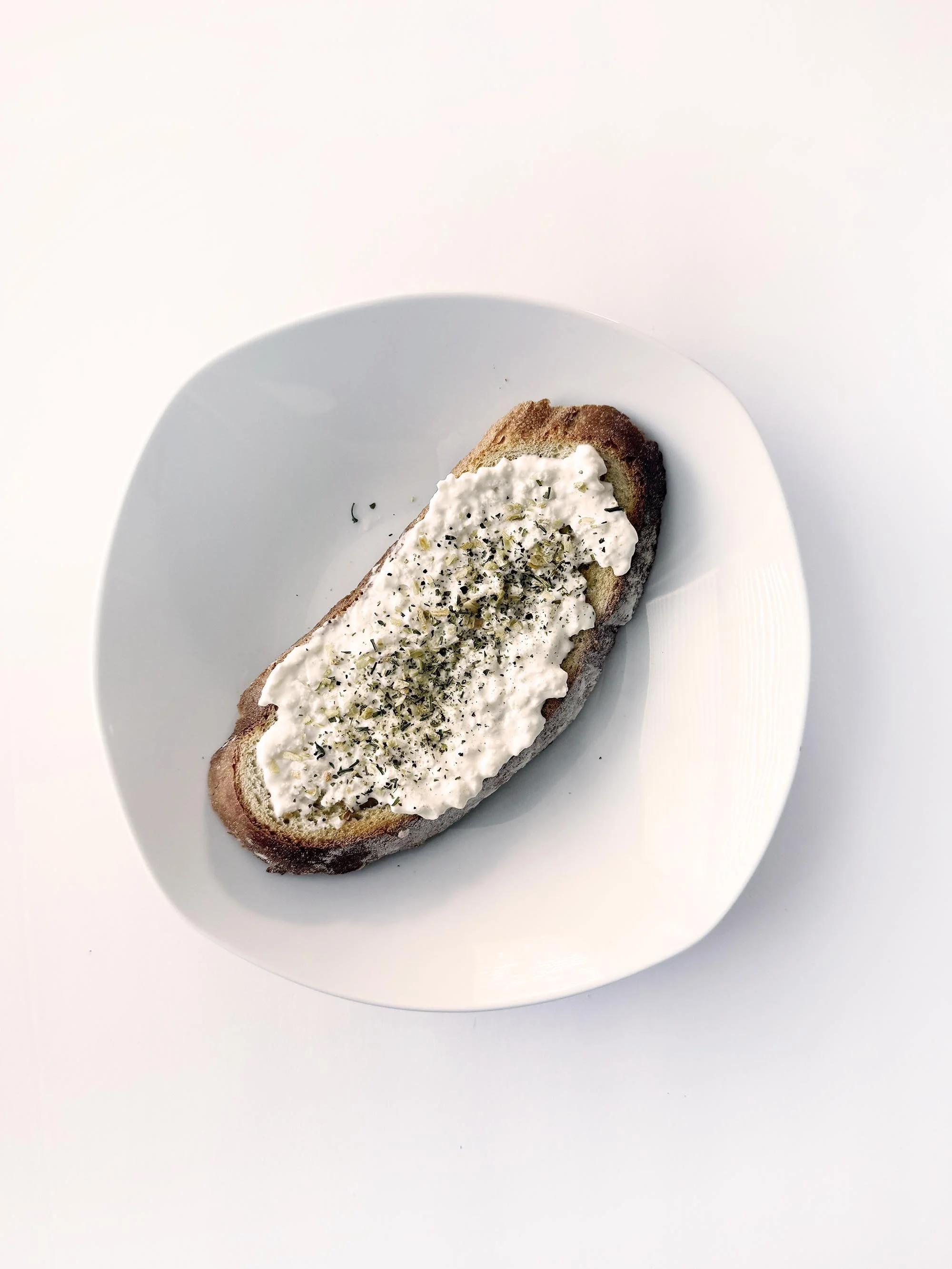 roasted-tomato-stracciatella-toast3.jpg