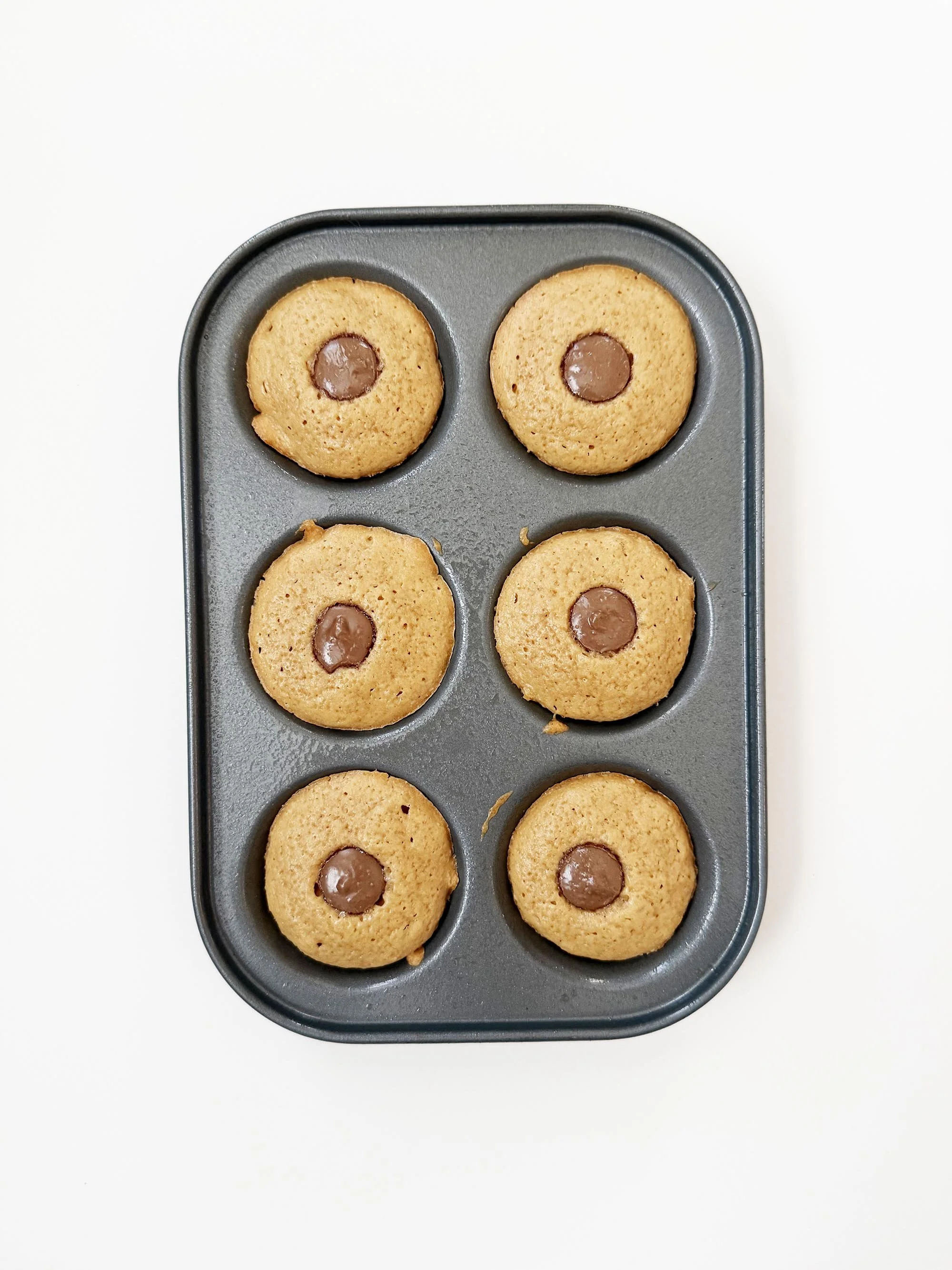 peanut-butter-cup-cookies5.jpg
