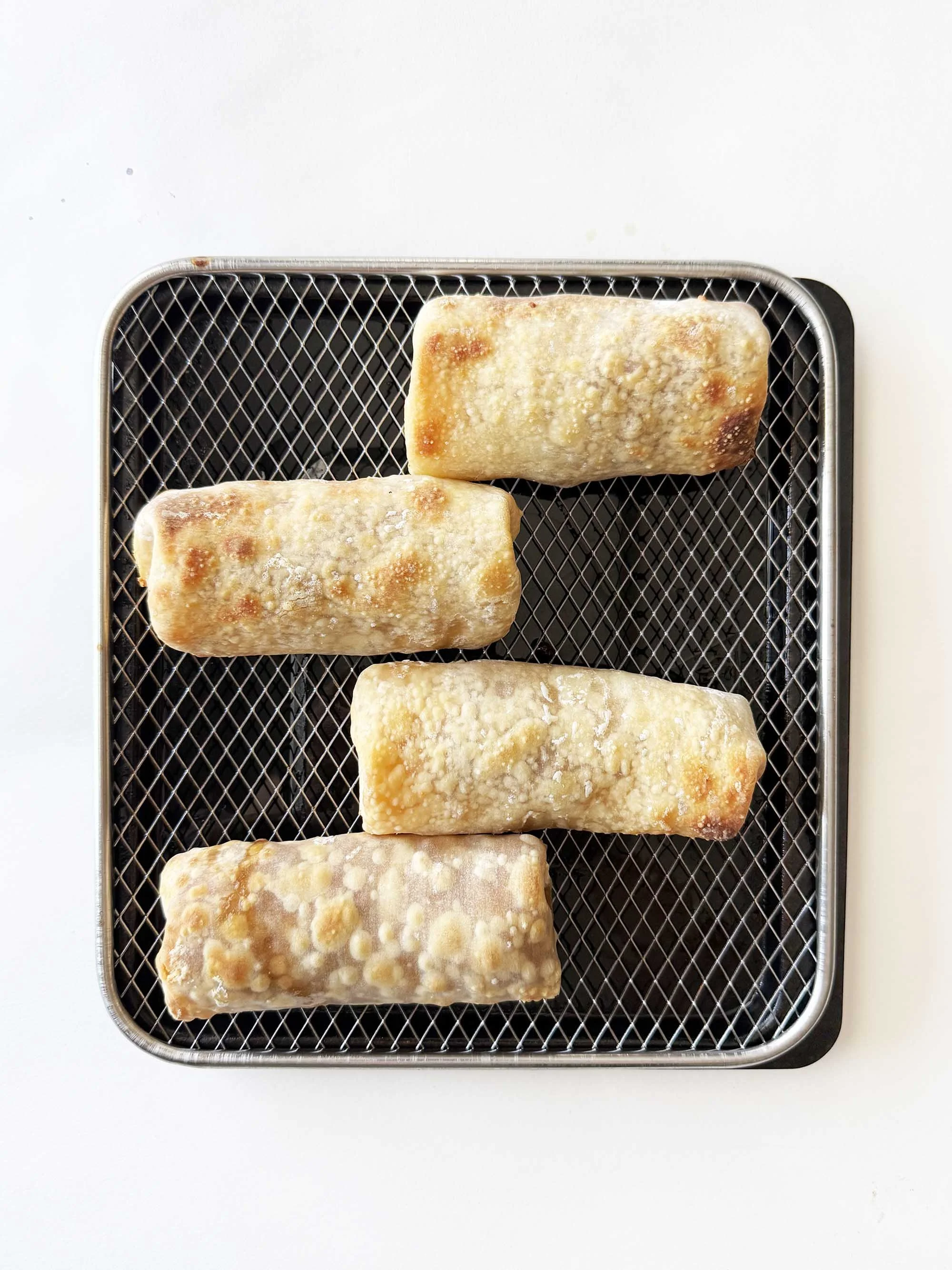 air-fryer-cheeseburger-eggrolls8.jpg