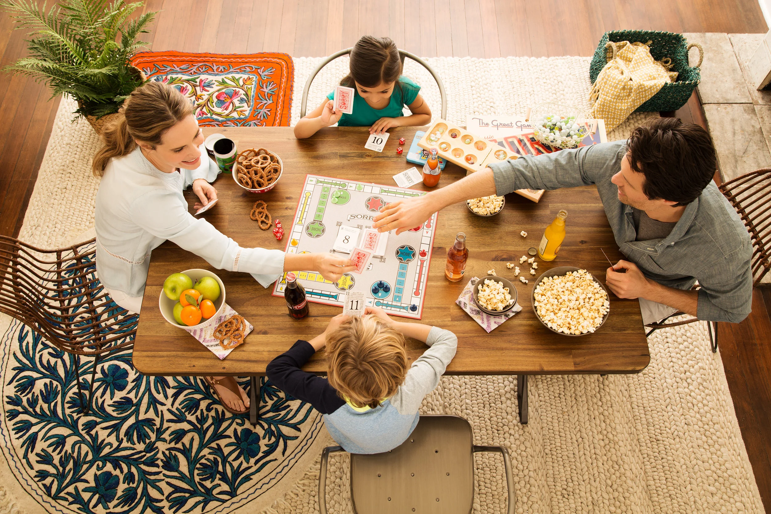 Gatherings_Family Game Time_4173_HRR.jpg