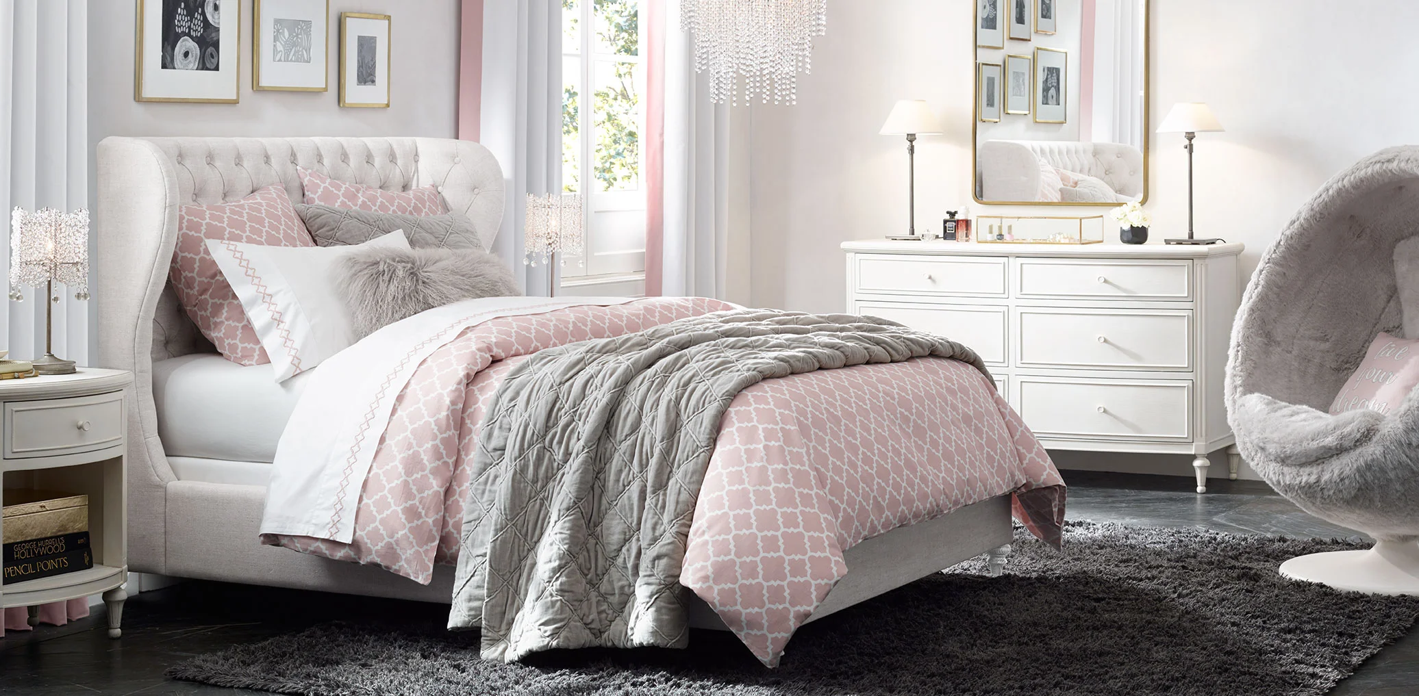TWB22_Alden_Tufted_Wing_Bed_Linen_43354_V1_Hero_WT15SPR.jpg