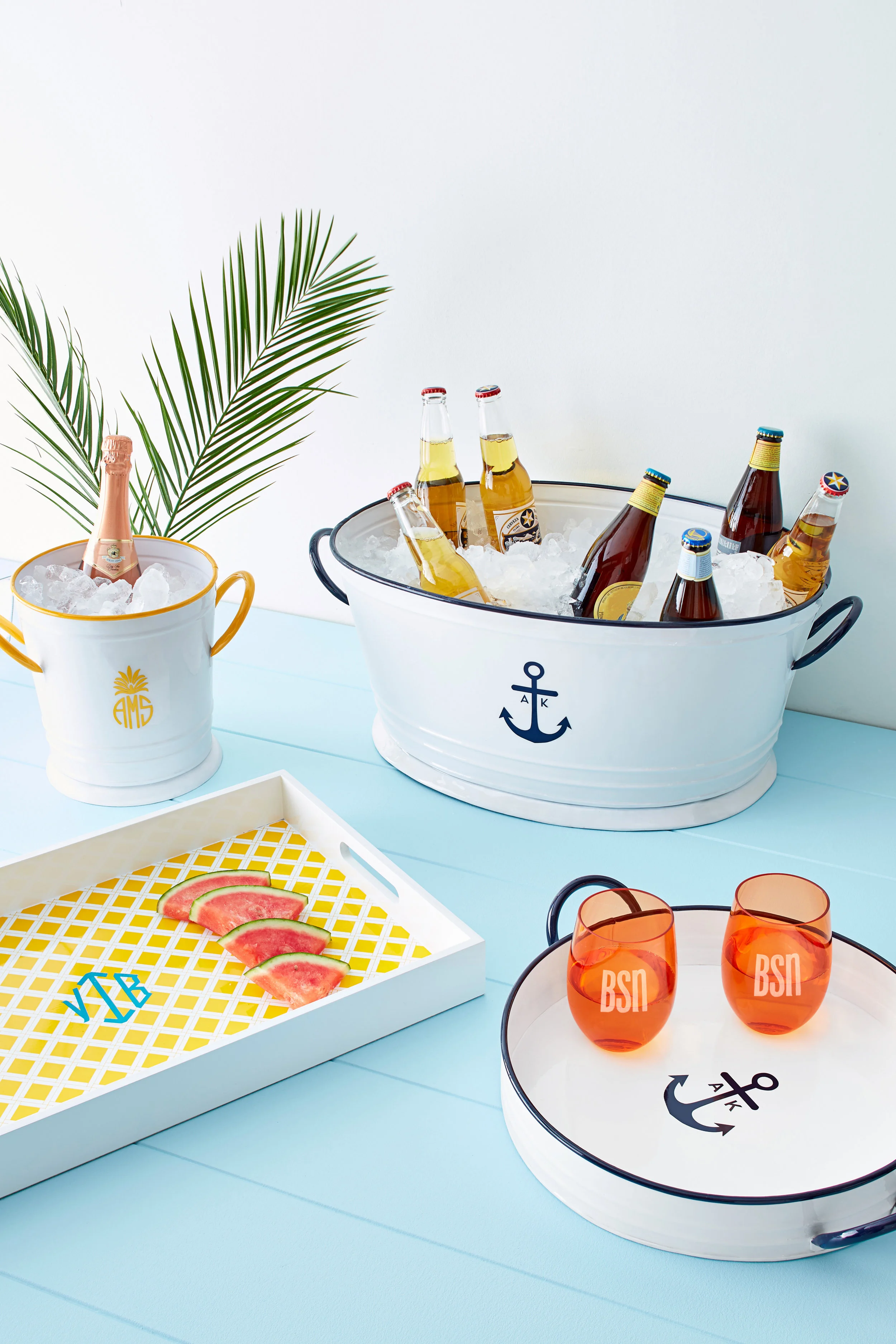 Hero_Enamel_Tray_Party_Bucket_Lattice_Bamboo_Lacquer_Tray.jpg