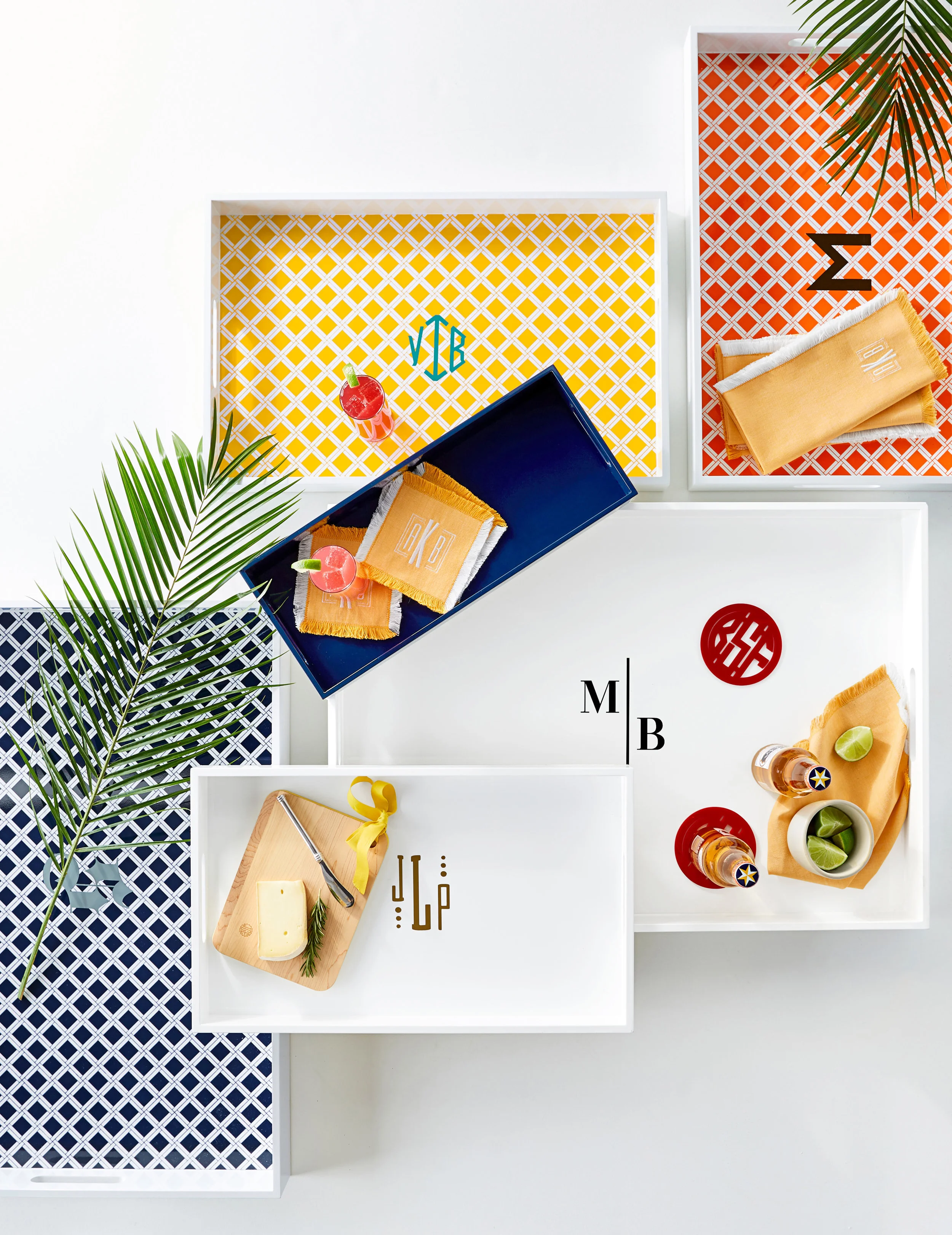 Hero_Trays_Napkins_SU18.jpg