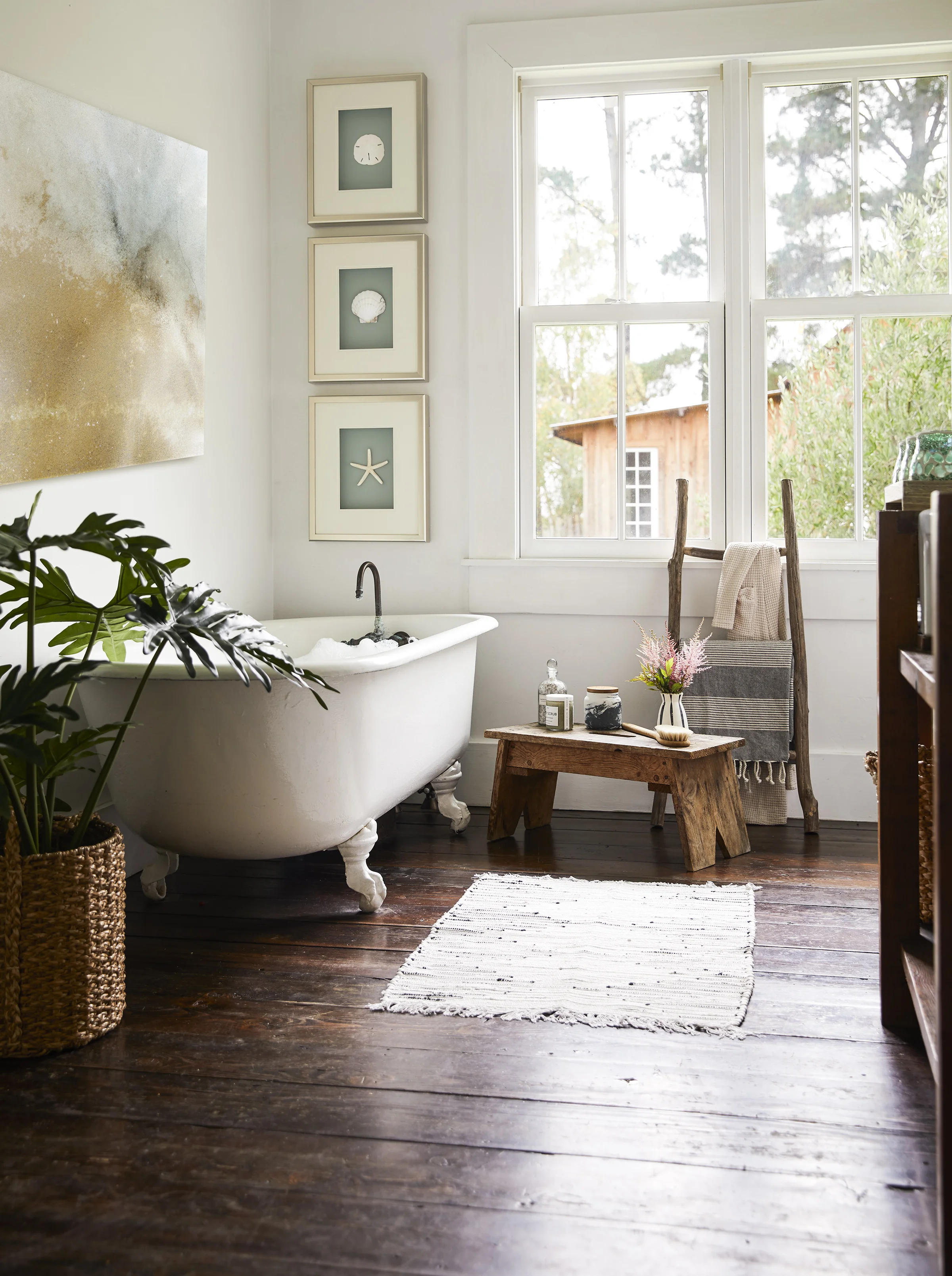 Sebastopol_Bathroom_Hero-R3.jpg