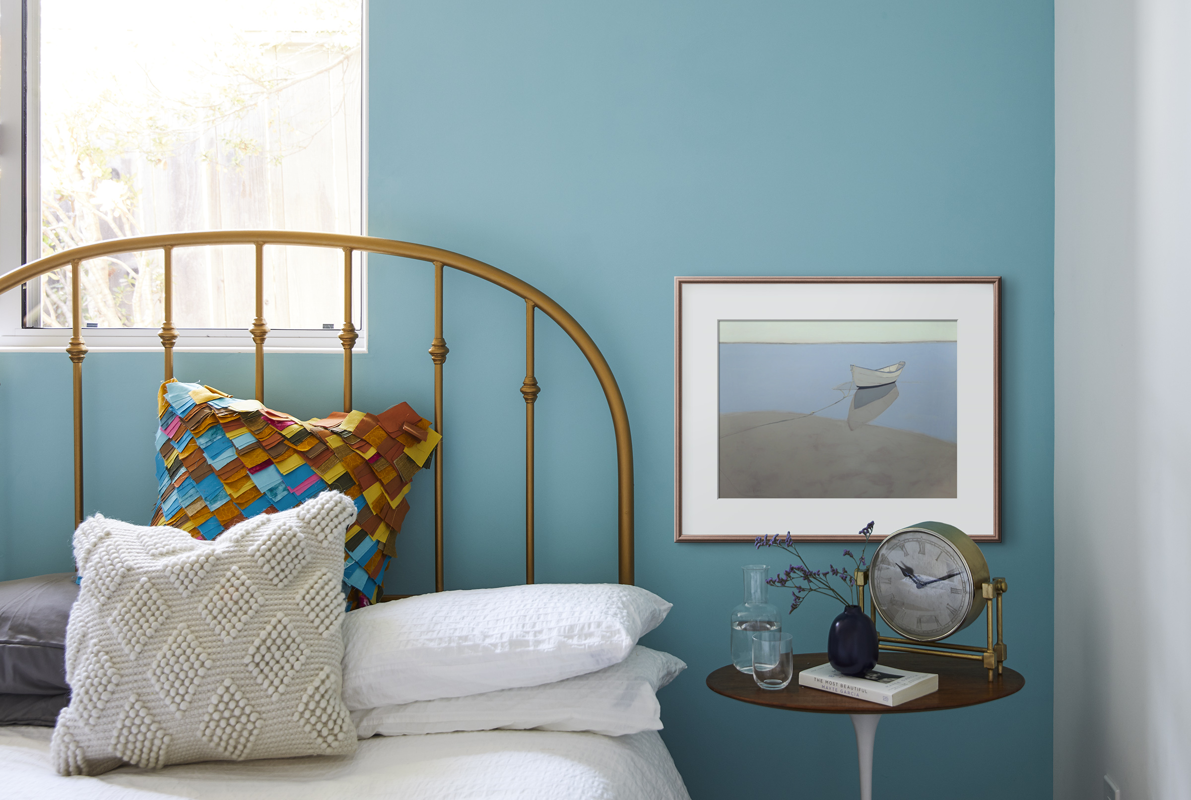 Eichler_Blue_Bedroom_Hero-R2.jpg