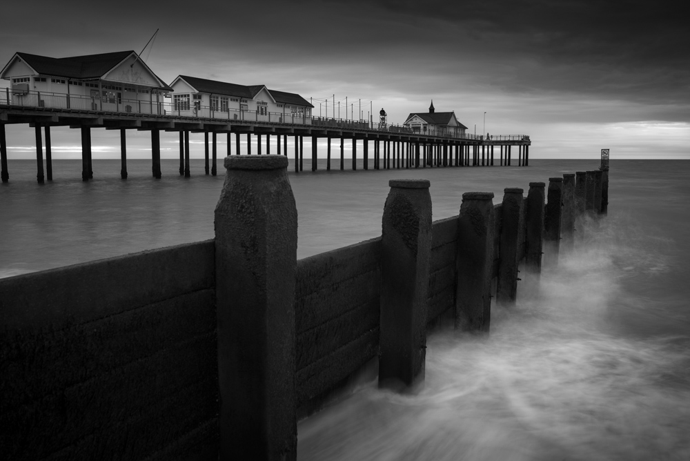 Parallel to the PIer
