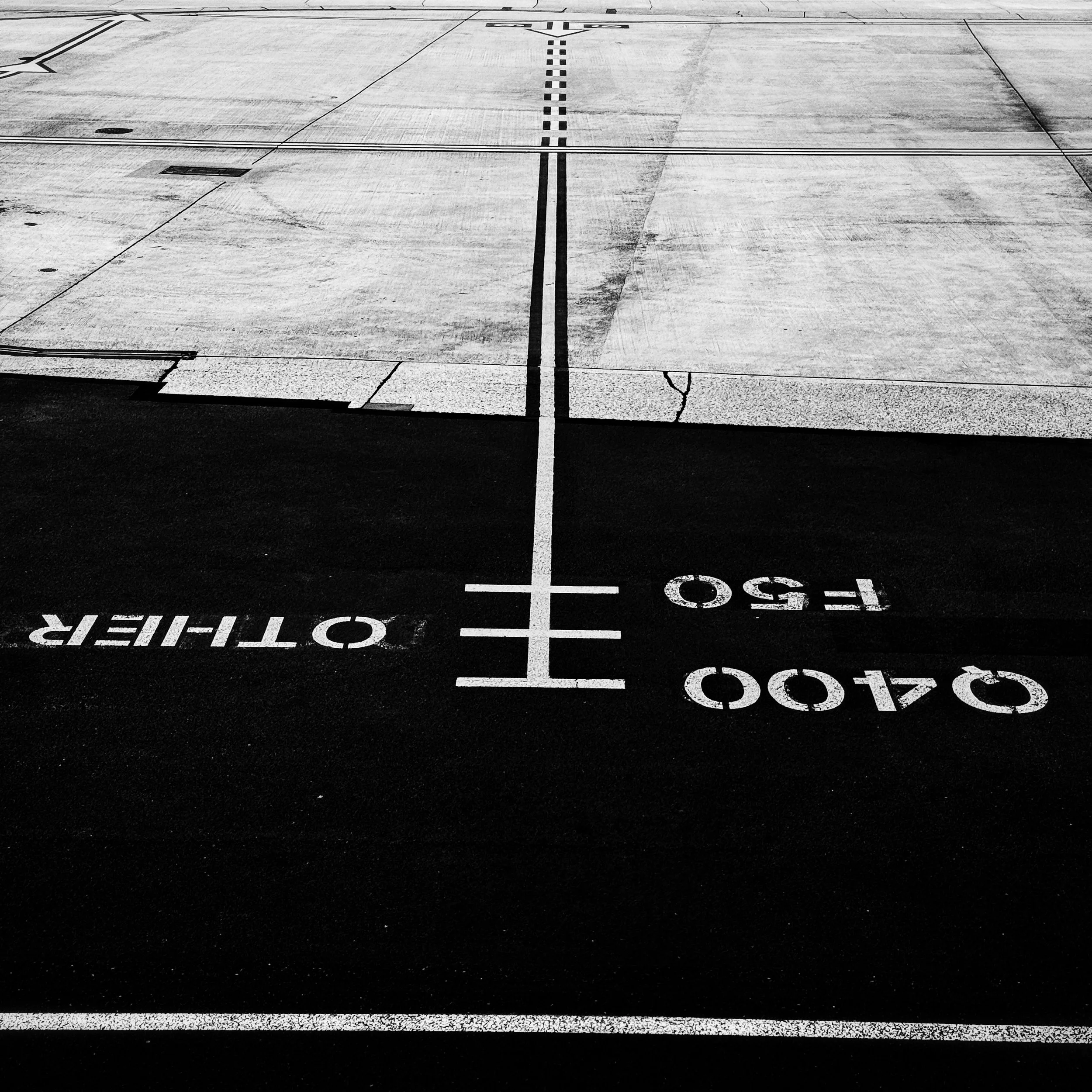 This week #myweeklyphoneimage was captured on the go, drawn to simple bold lines and letters, but also the lovely contrast and minimalist look when black and white.