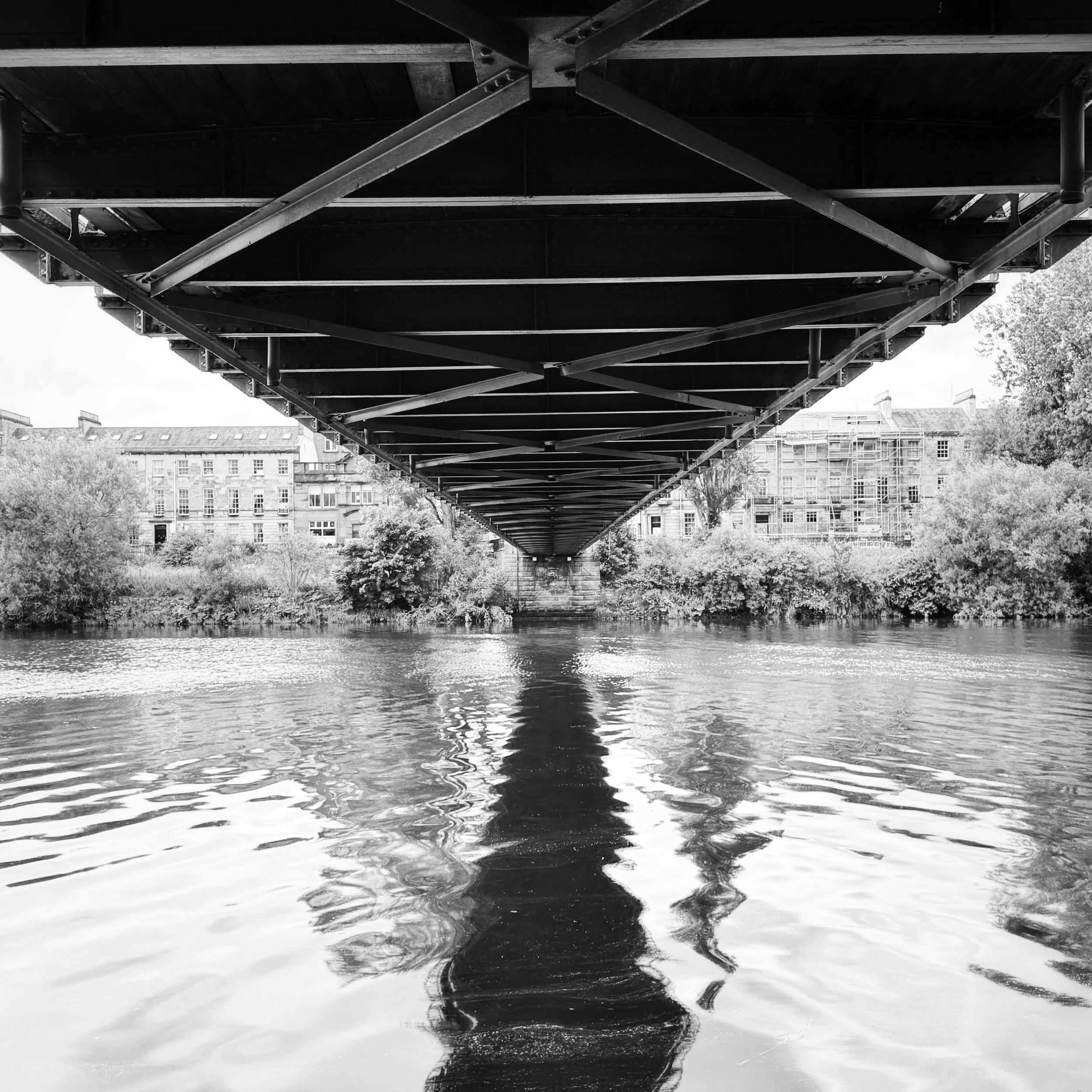 I’ve shot this before albeit in very different conditions. However, it’s a composition I like with bold shapes and elements making up the shot.
To some it may look squint but I promise it is straight.