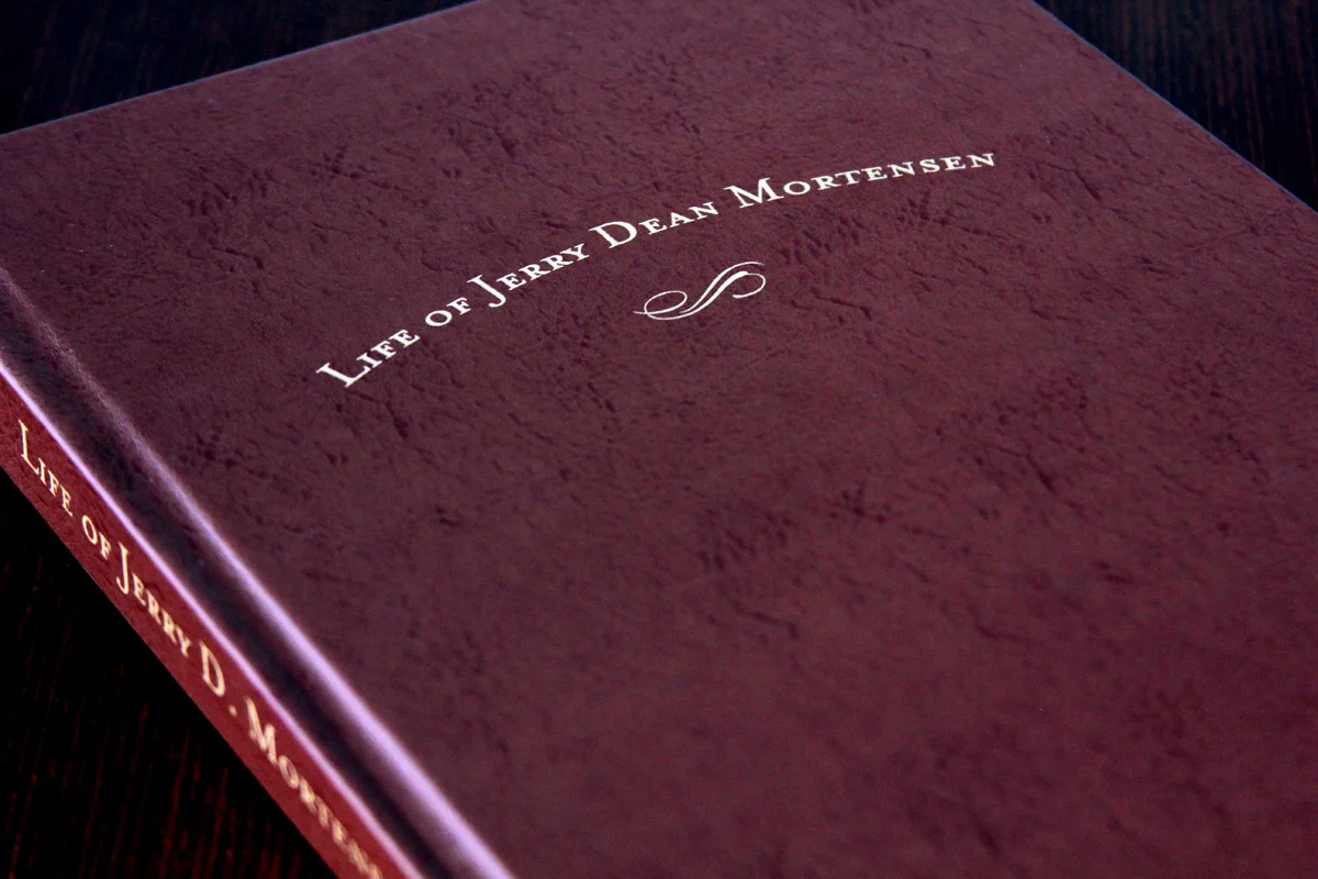 Of course, you don't even have to use a photo on a book cover. A simple stamped leather cover looks clean and classy.