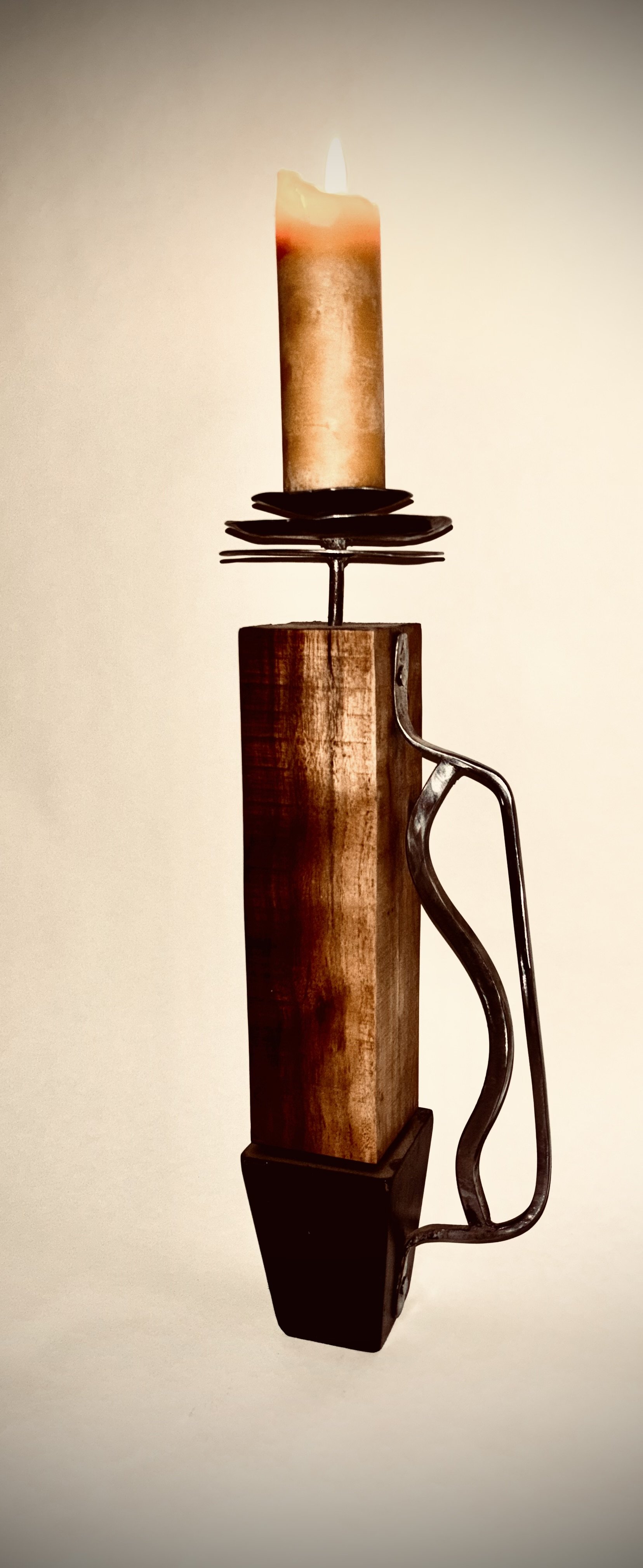 Candle holder 