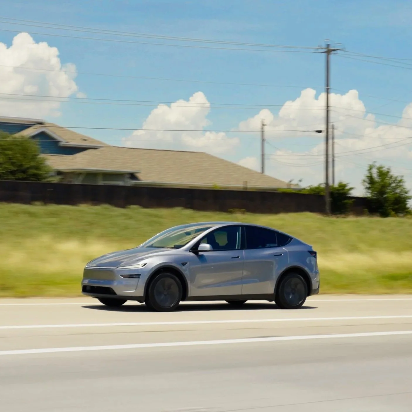 World's First Driverless Delivery