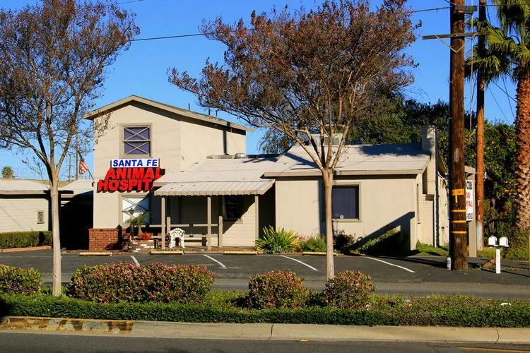 santafeanimalhospital_resized.jpg