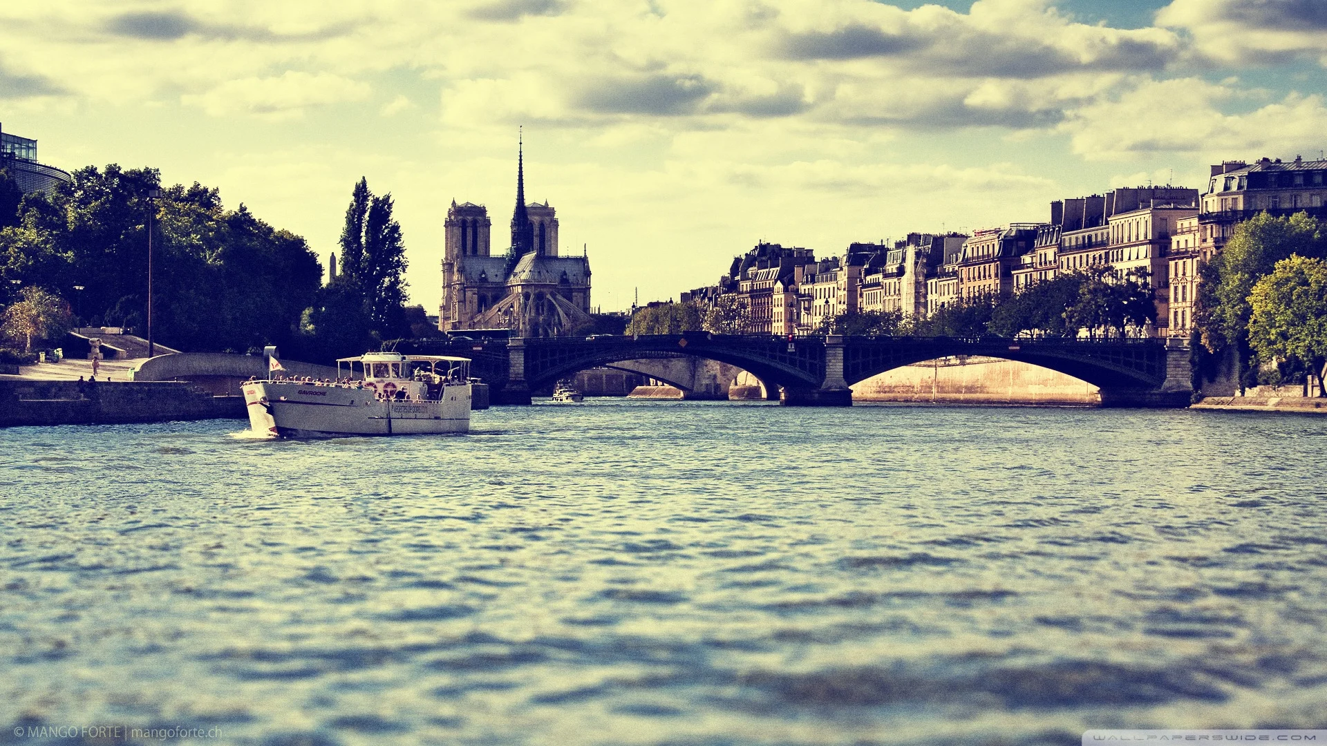 From Perth To Paris: Confessions of an Expatriate