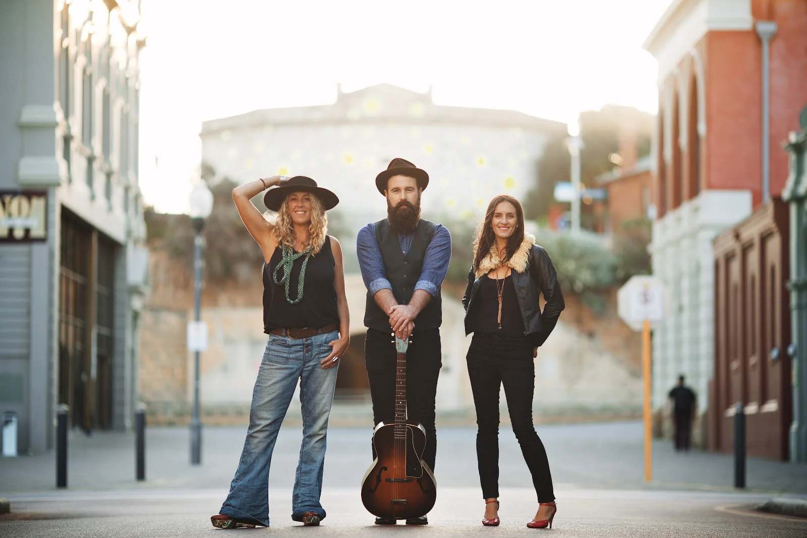 The Waifs return with seventh LP ‘Beautiful You’ & Tour
