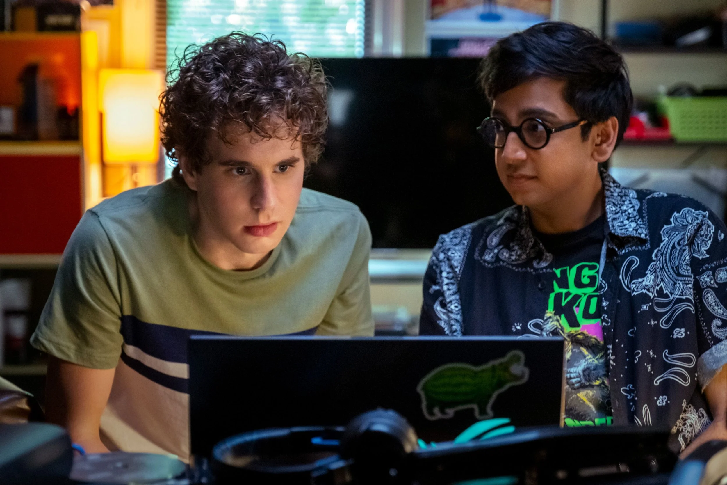 Film Review: "Dear Evan Hansen" attempts to bring theatre to the big screen with middling results