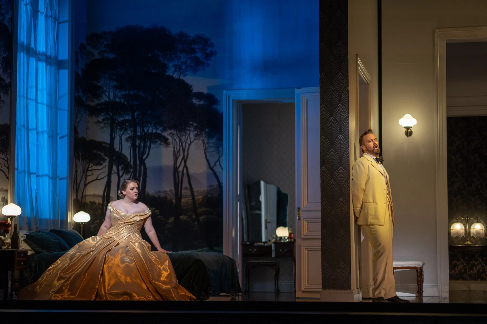 REVIEW: "LA TRAVIATA" IS AN OPERA TOUR-DE-FORCE