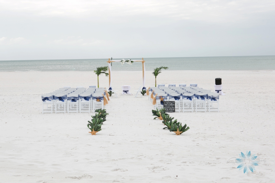 11_22_14 Clearwater Beach Wedding_0010.jpg