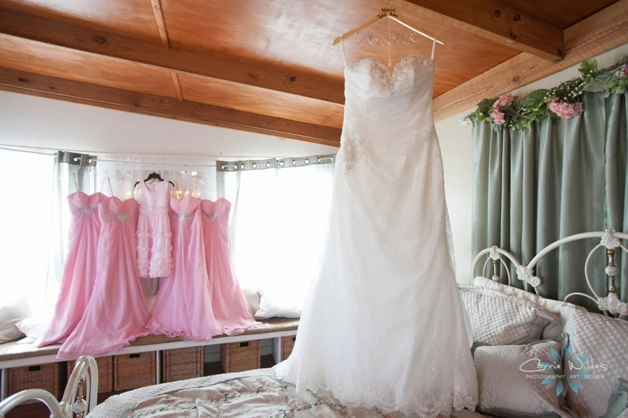 4_18_15 Wishing Well Barn Wedding_0005.jpg
