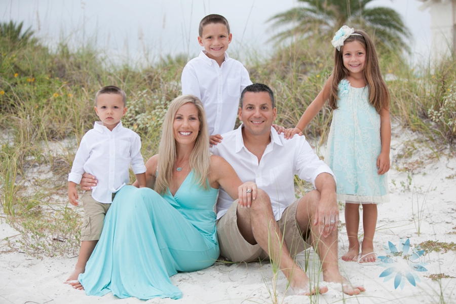 9_6_15 Sand Pearl Family Portraits_0001.jpg