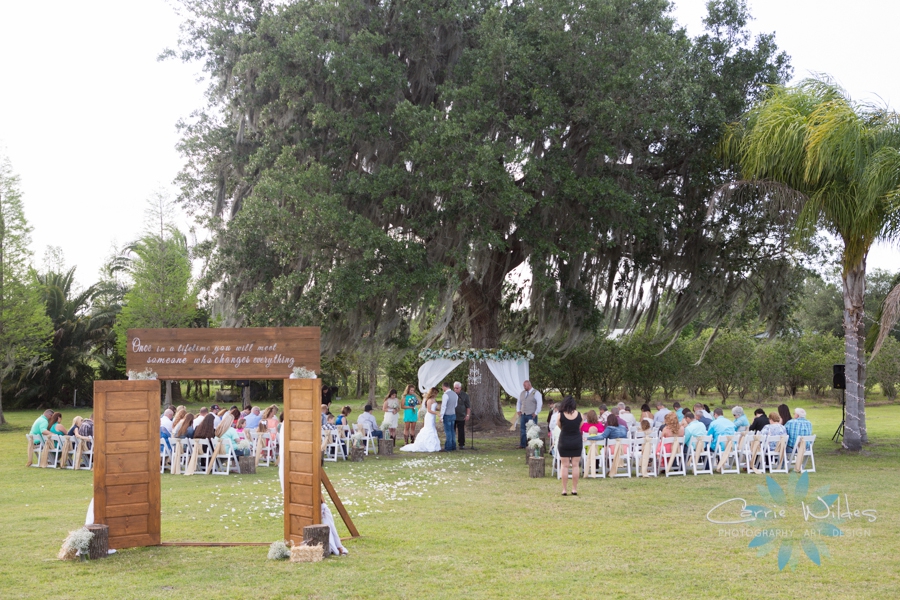 4_16_16 Plant City Rustic Chic Wedding_0008.jpg