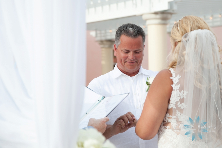 8_12_16 Hyatt Clearwater Beach Wedding_0015.jpg