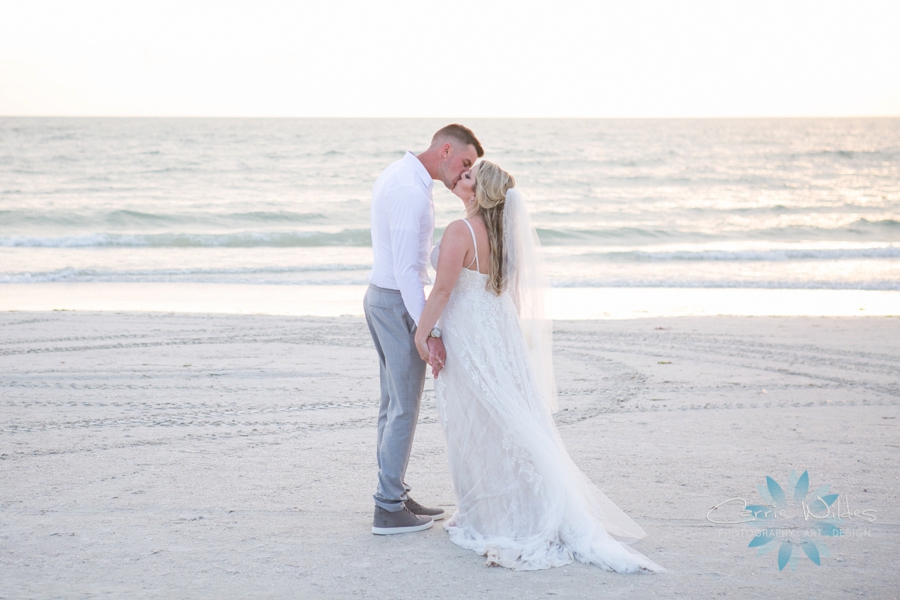 5_4_19 Samantha and Rob Hilton Clearwater Beach Wedding_0025.jpg