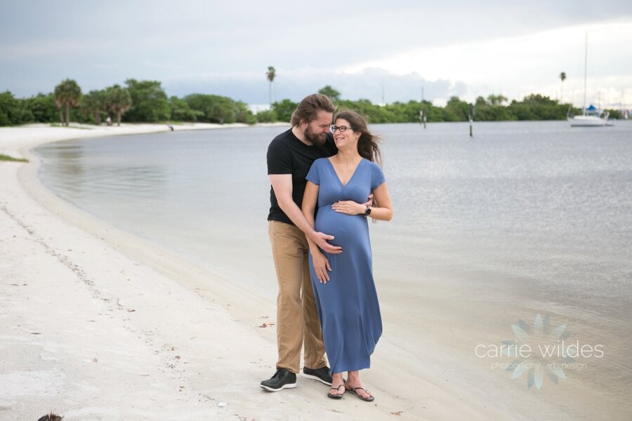 8_13_21 Tampa Maternity Portraits Violet and Geoffrey_0004.jpg