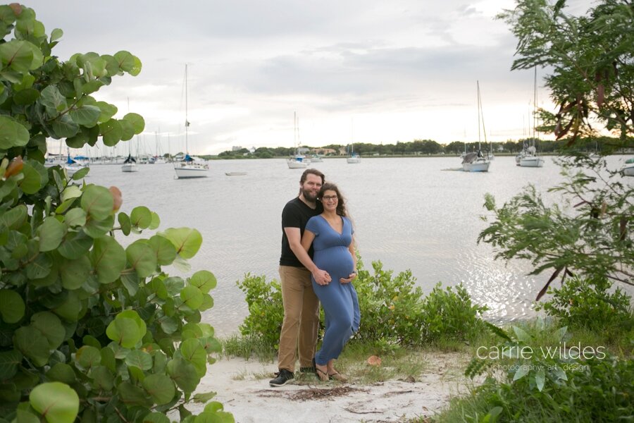 8_13_21 Tampa Maternity Portraits Violet and Geoffrey_0009.jpg