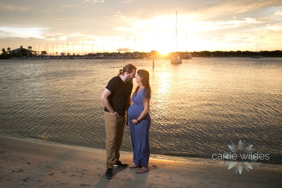 8_13_21 Tampa Maternity Portraits Violet and Geoffrey_0013.jpg