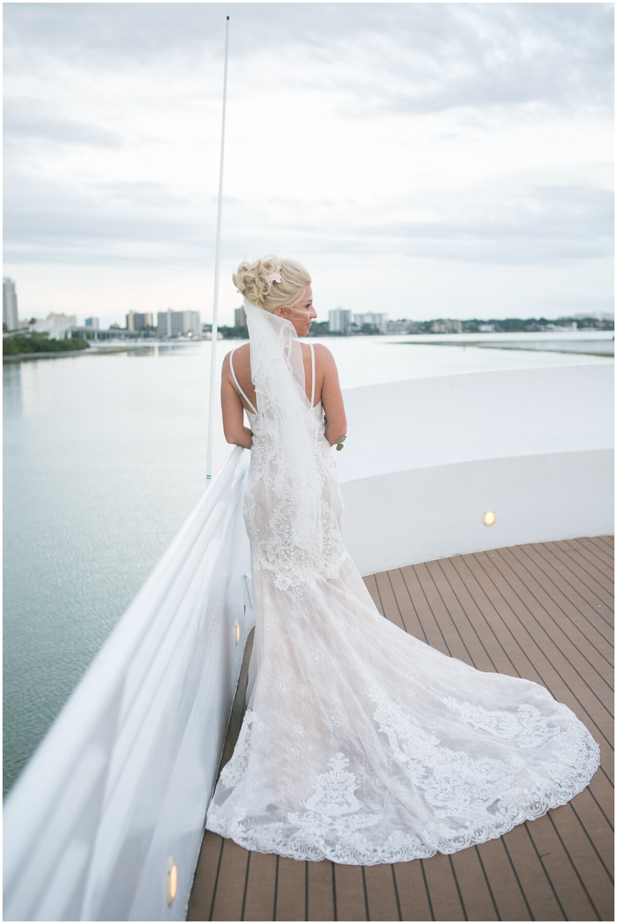  Bridal portrait on Yacht Starship 