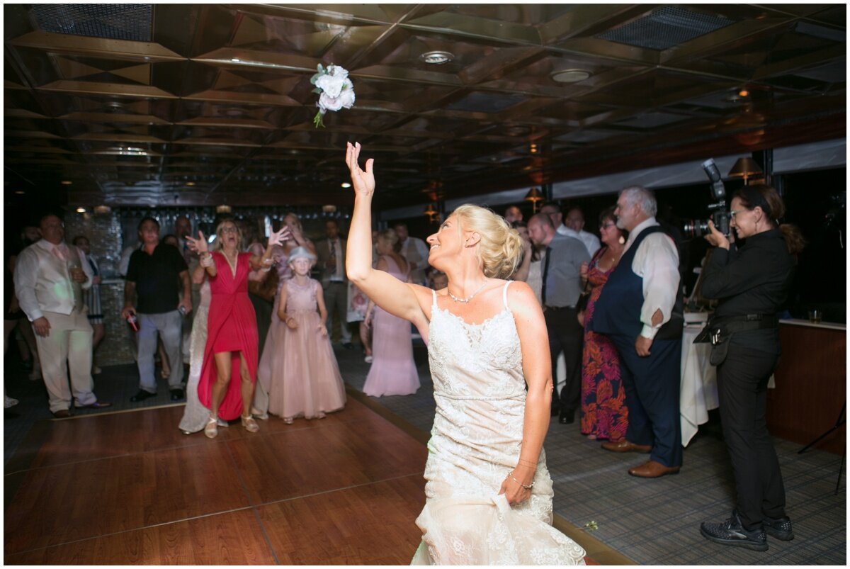  bride tossing the bouquet 