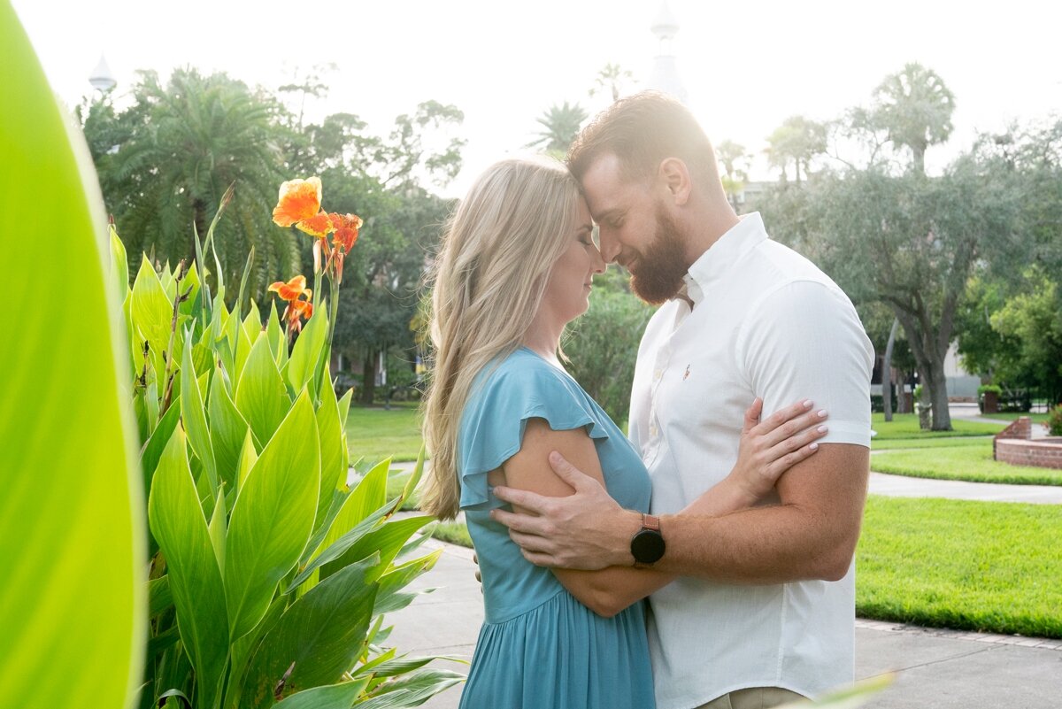 University-of-Tampa-engagement-session-carissa-anthony_0003.jpg