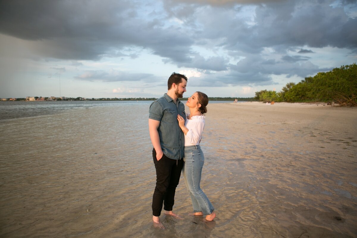 Tampa-Bay-Beach-Engagement-Photos-Lissette-and-Michael_0011.jpg
