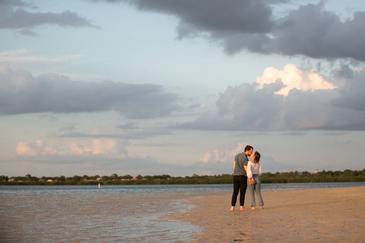 Tampa-Bay-Beach-Engagement-Photos-Lissette-and-Michael_0012.jpg