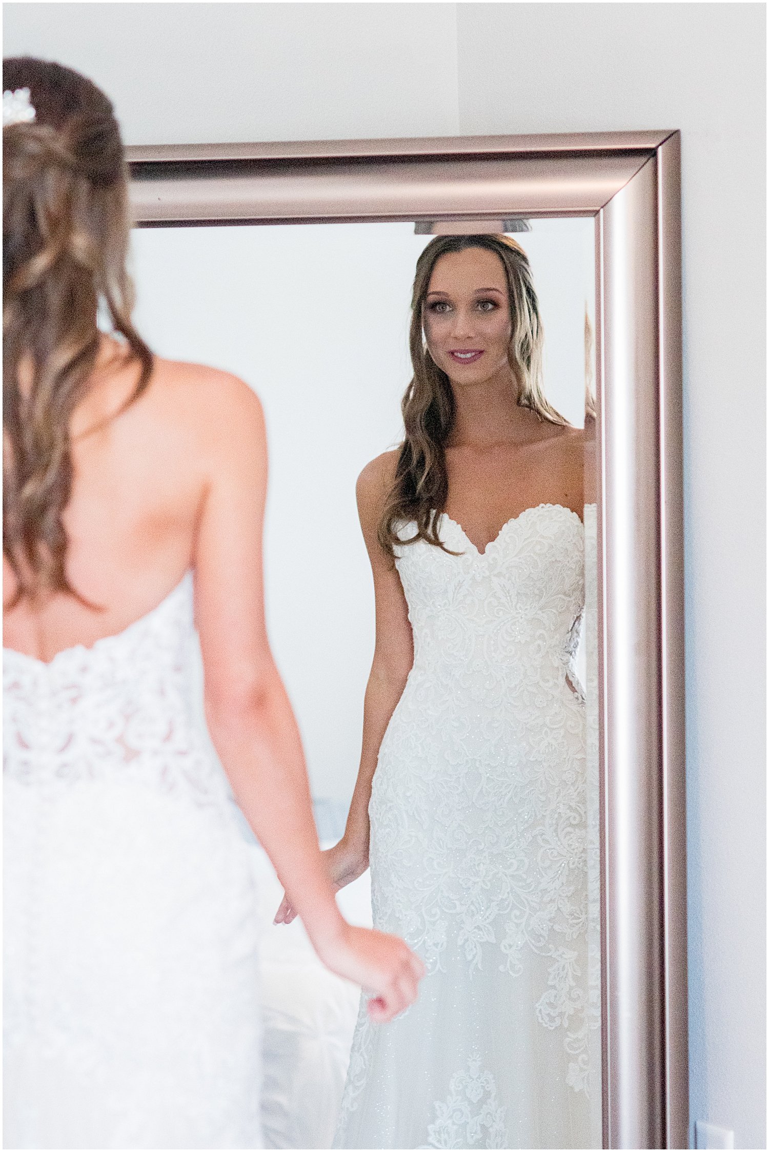  bride getting ready for her wedding 