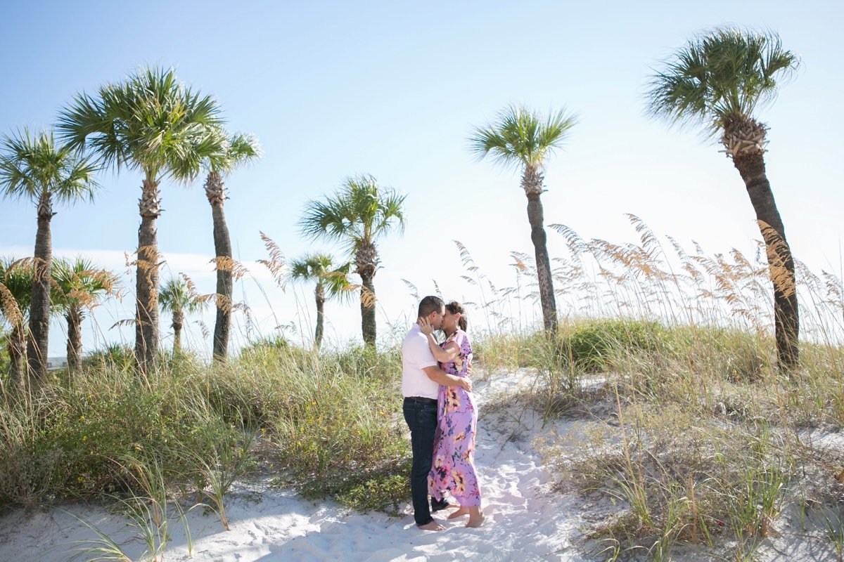 Don-Cesar-St-Pete-Beach-Engagement-Session-Cathy-Dominic_0004.jpg