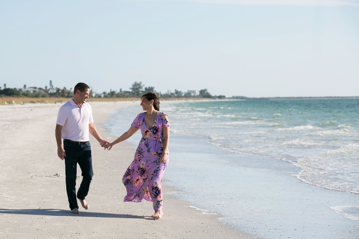Don-Cesar-St-Pete-Beach-Engagement-Session-Cathy-Dominic_0009.jpg