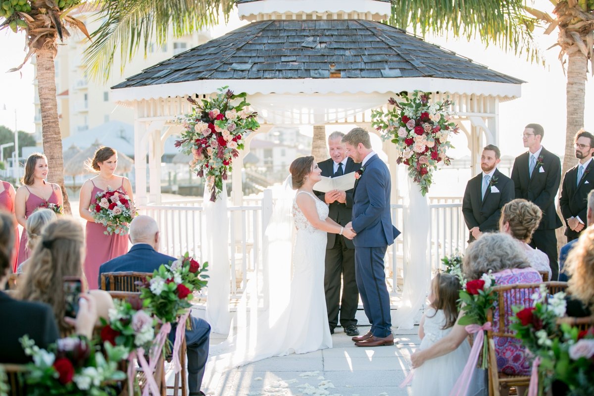 Isla-Del-Sol-Yacht-and-Country-Club-Wedding-St-Pete-Wedding-Photographer-Amy-and-Taylor_0021.jpg