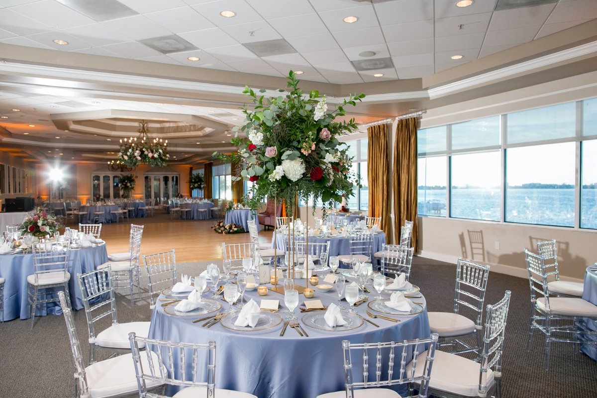 Isla-Del-Sol-Yacht-and-Country-Club-Wedding-St-Pete-Wedding-Photographer-Amy-and-Taylor_0035.jpg